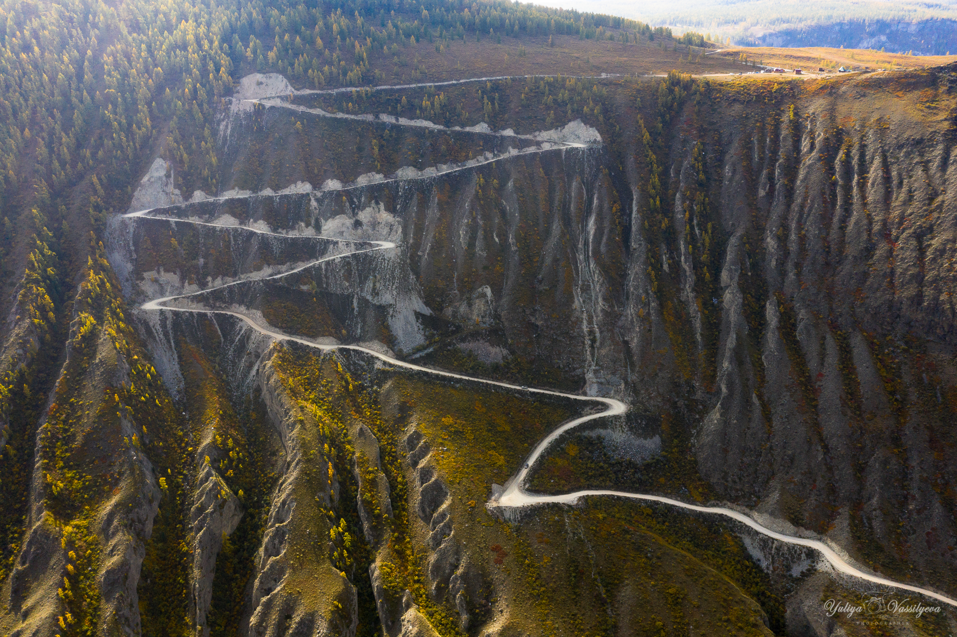 The road that unites the country