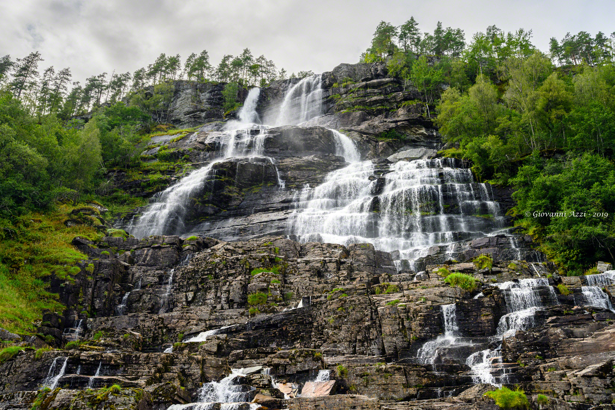 Tvindefossen, Indidifossen