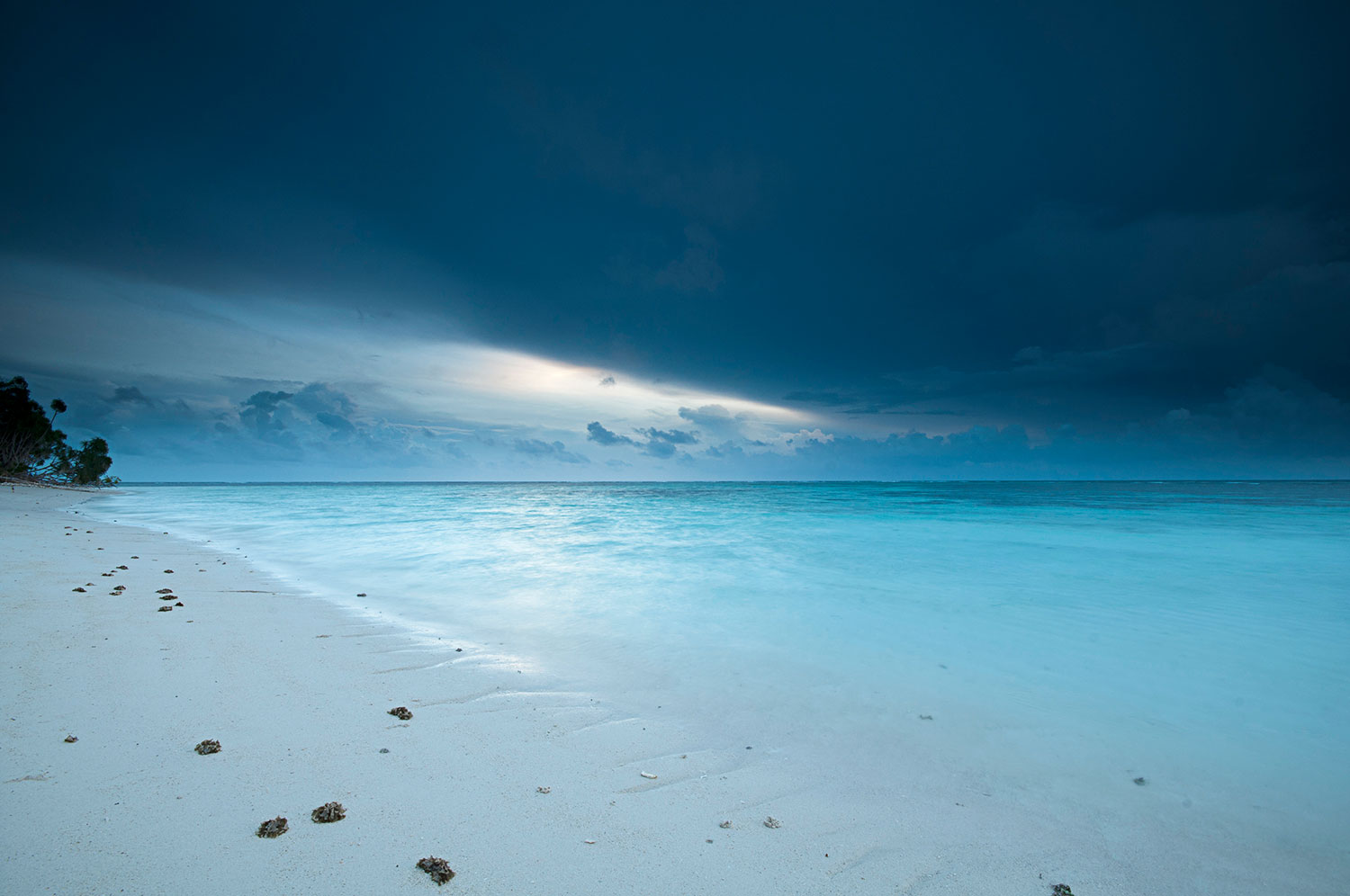 Tempesta in paradiso