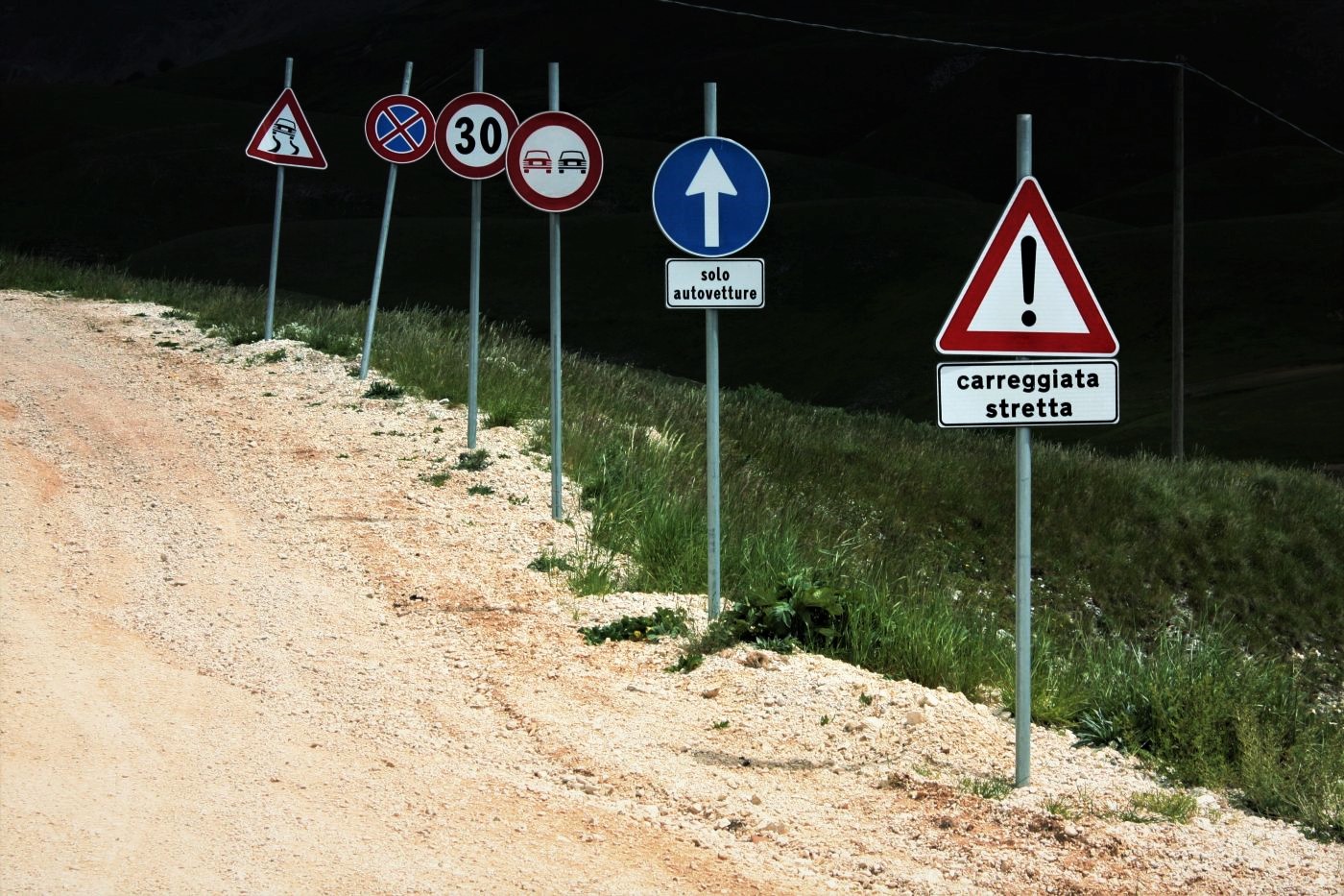 Melius abundare quam deficere