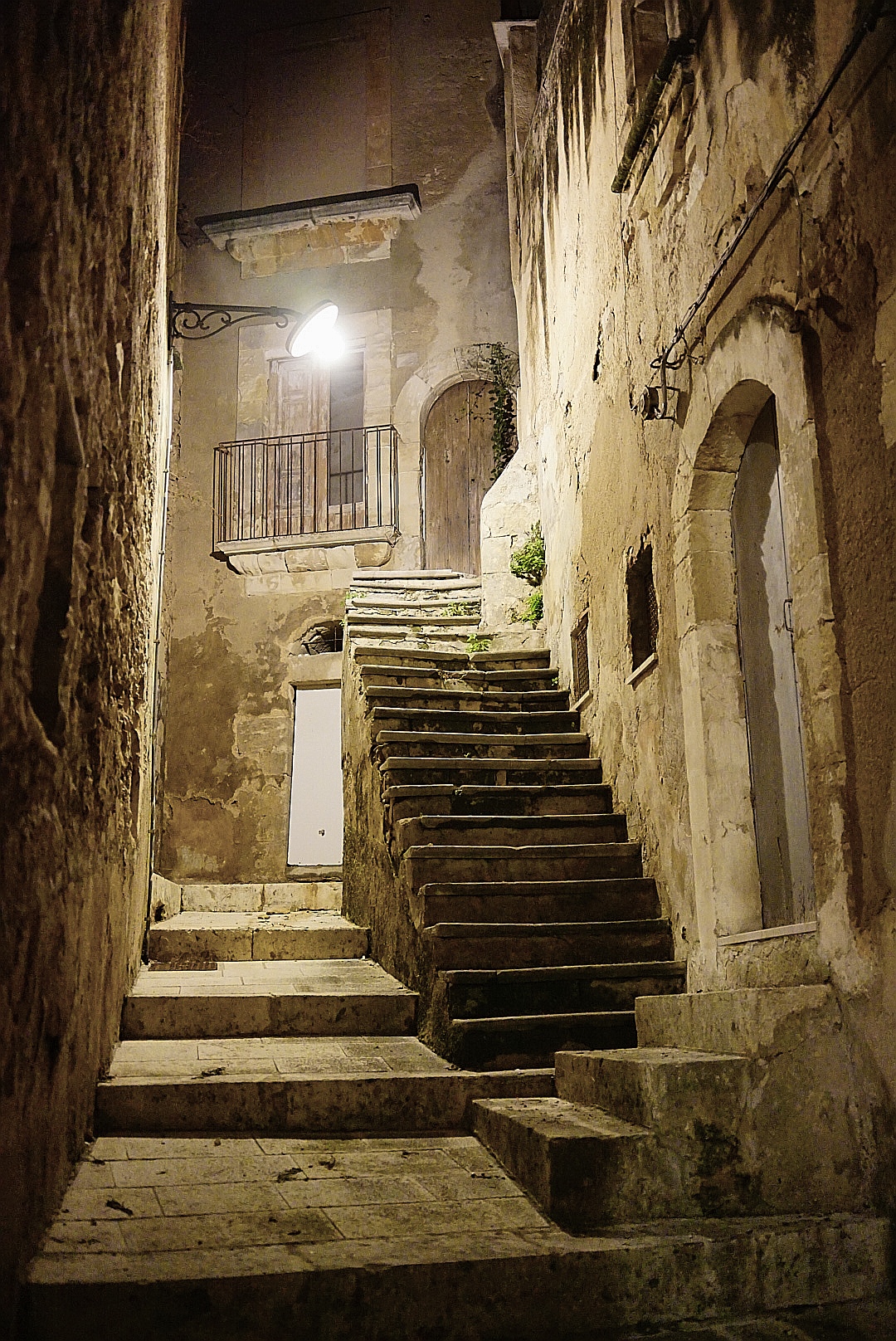 .. Nei vicoli di Ibla..