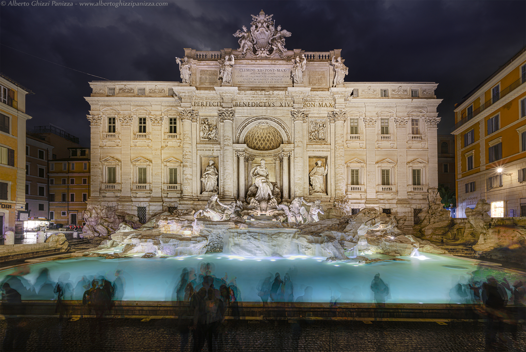 Scorci notturni - Fontana di Trevi