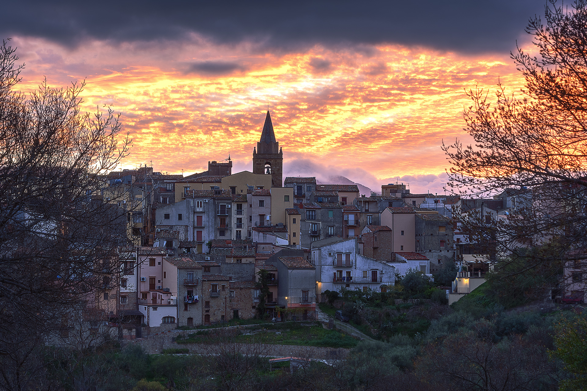 Alba a Castelbuono