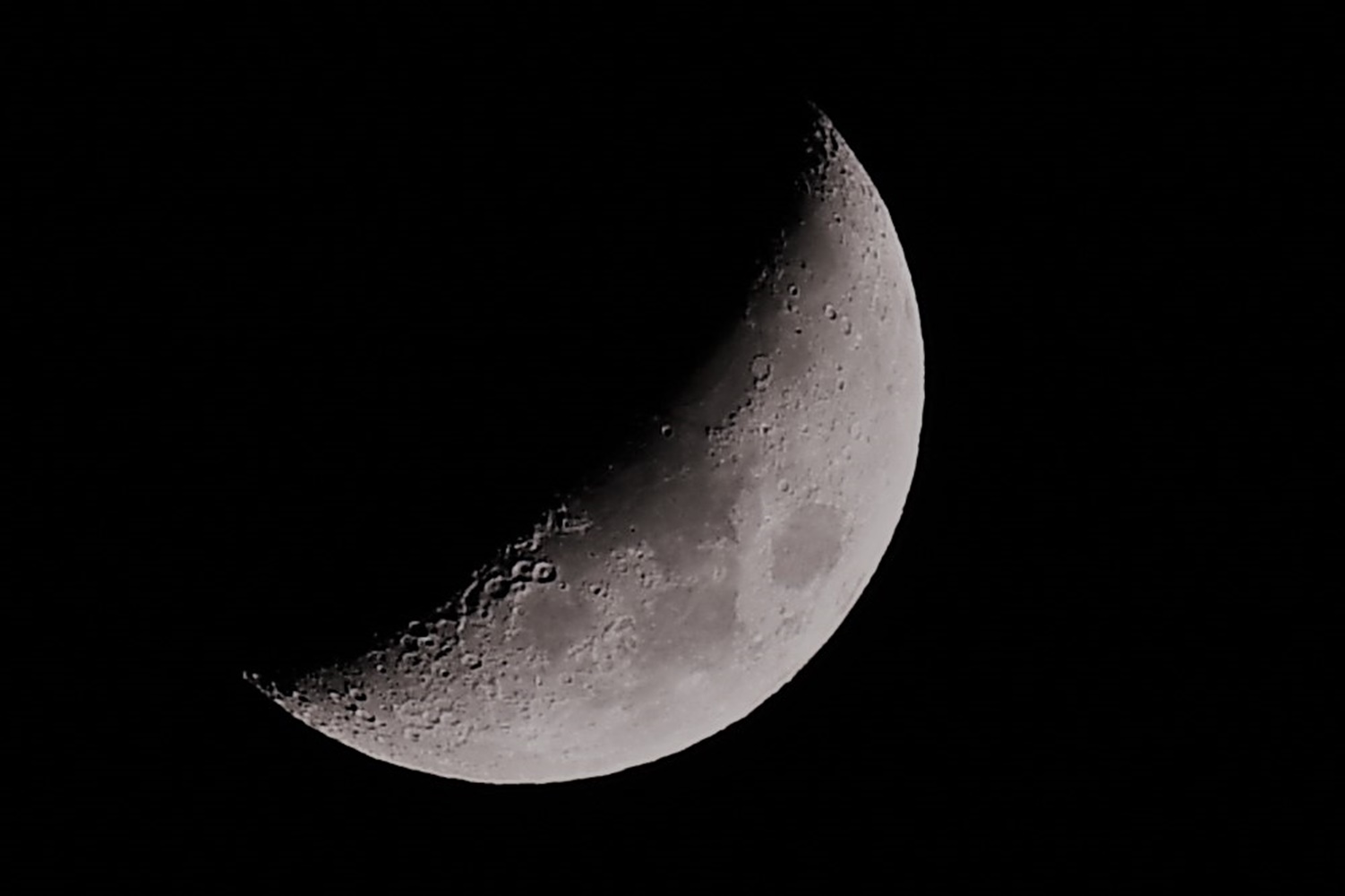 A quarter moon from Rivoli(TO)