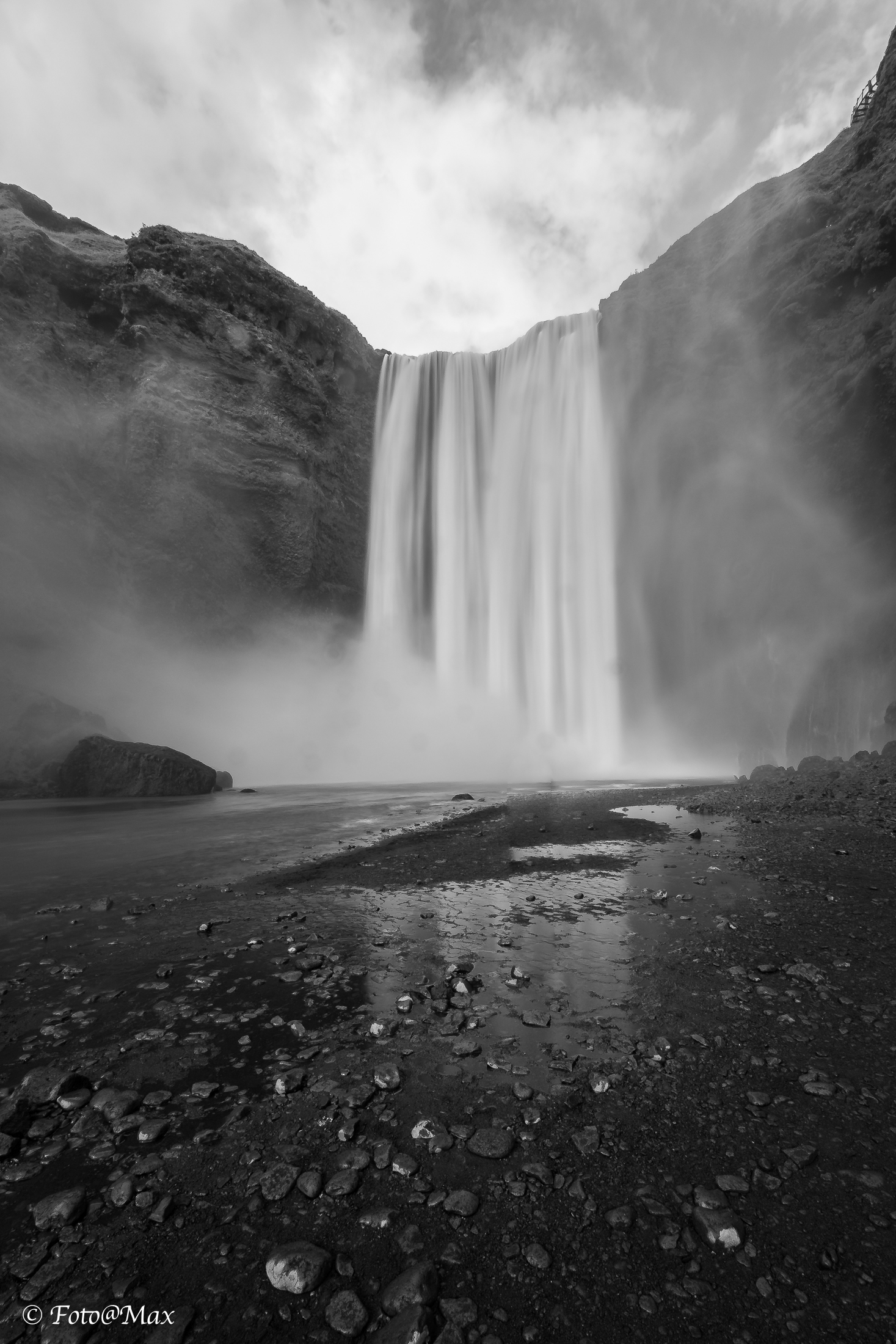 Skogafoss waterfall