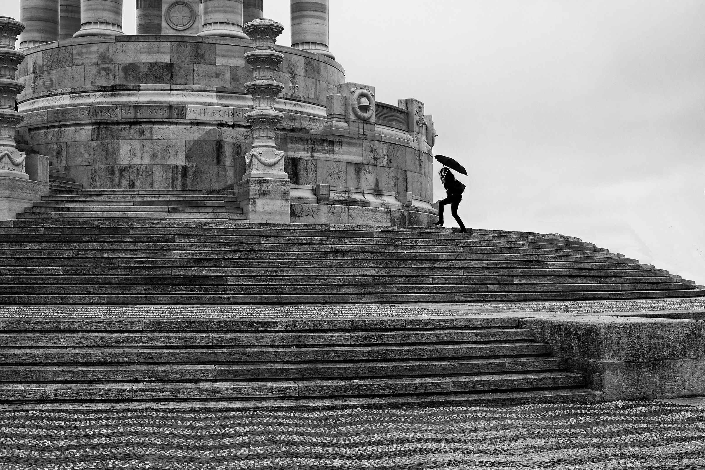 The Monument in the Rain