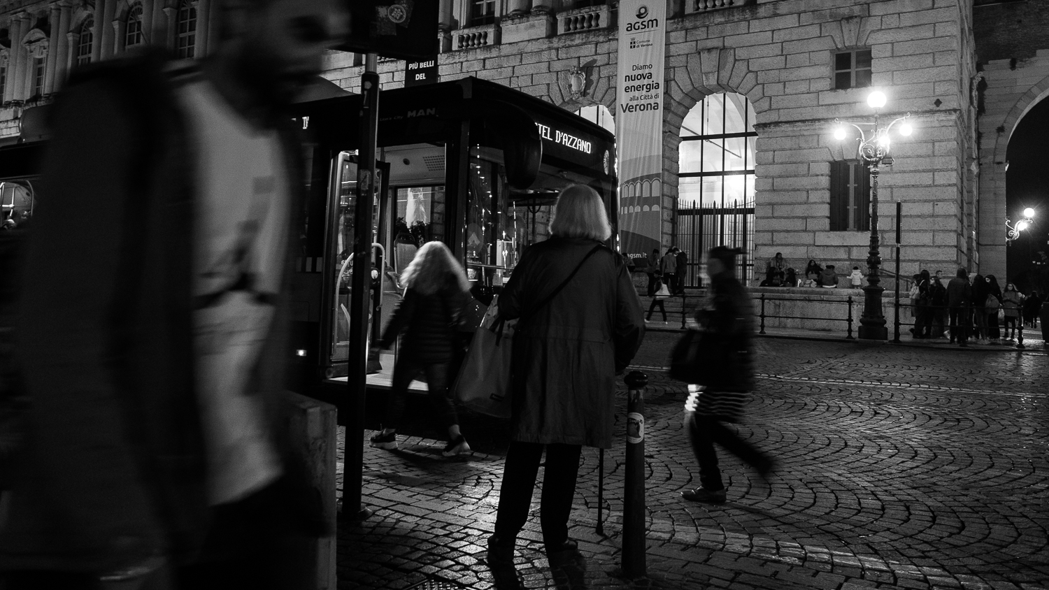 Last call for nowhere, Verona