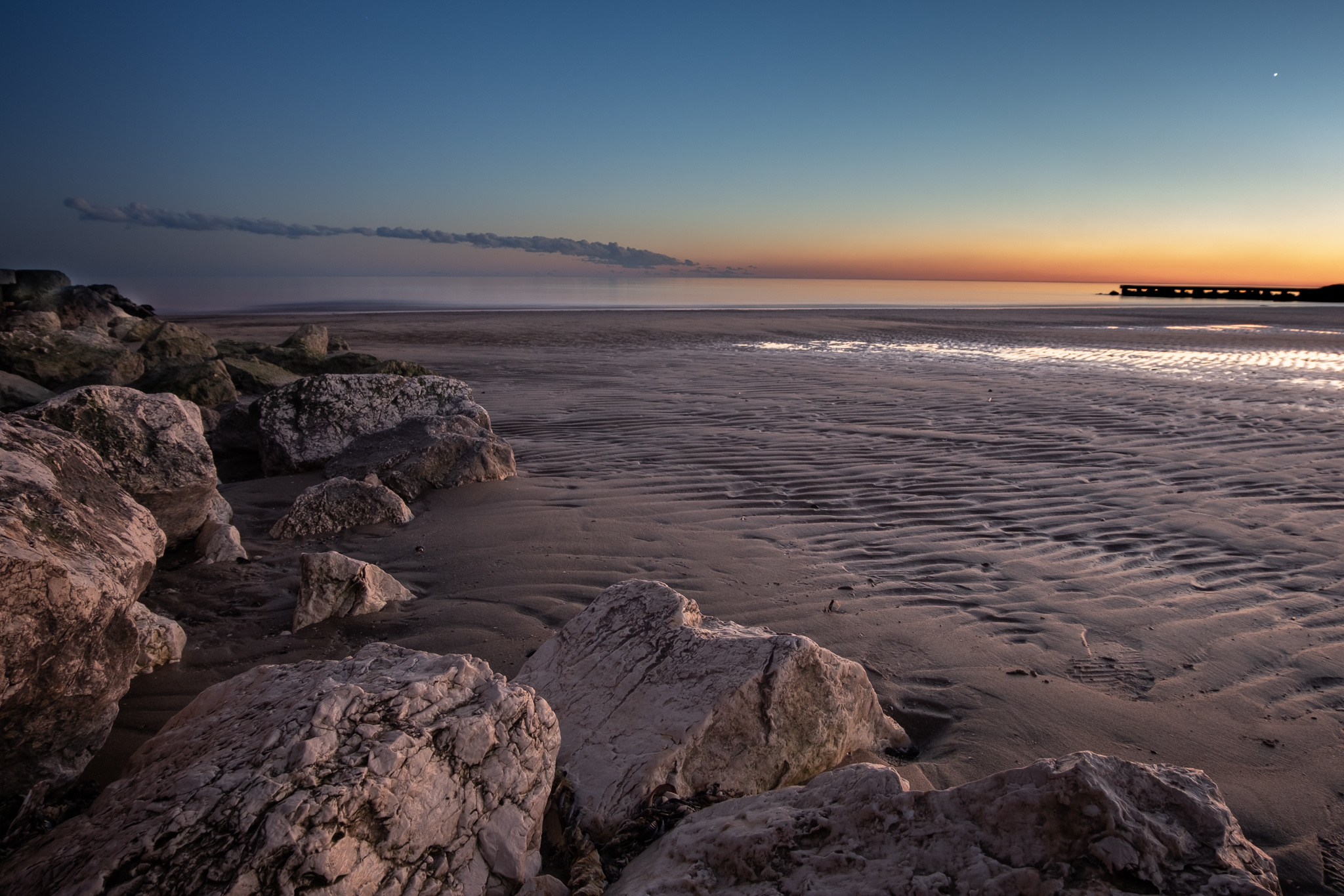 Tramonto in riva al mare