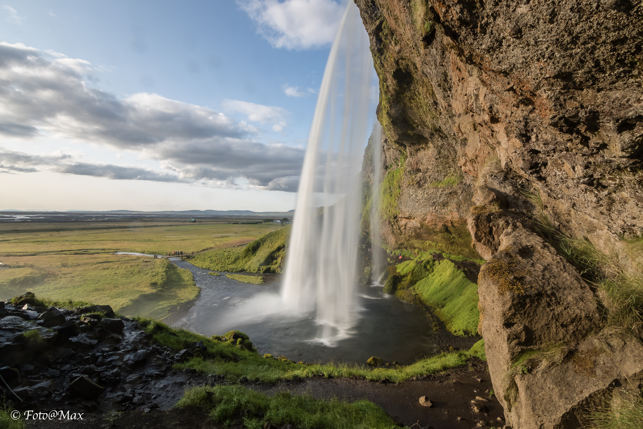 Seljalandsfoss waterfall