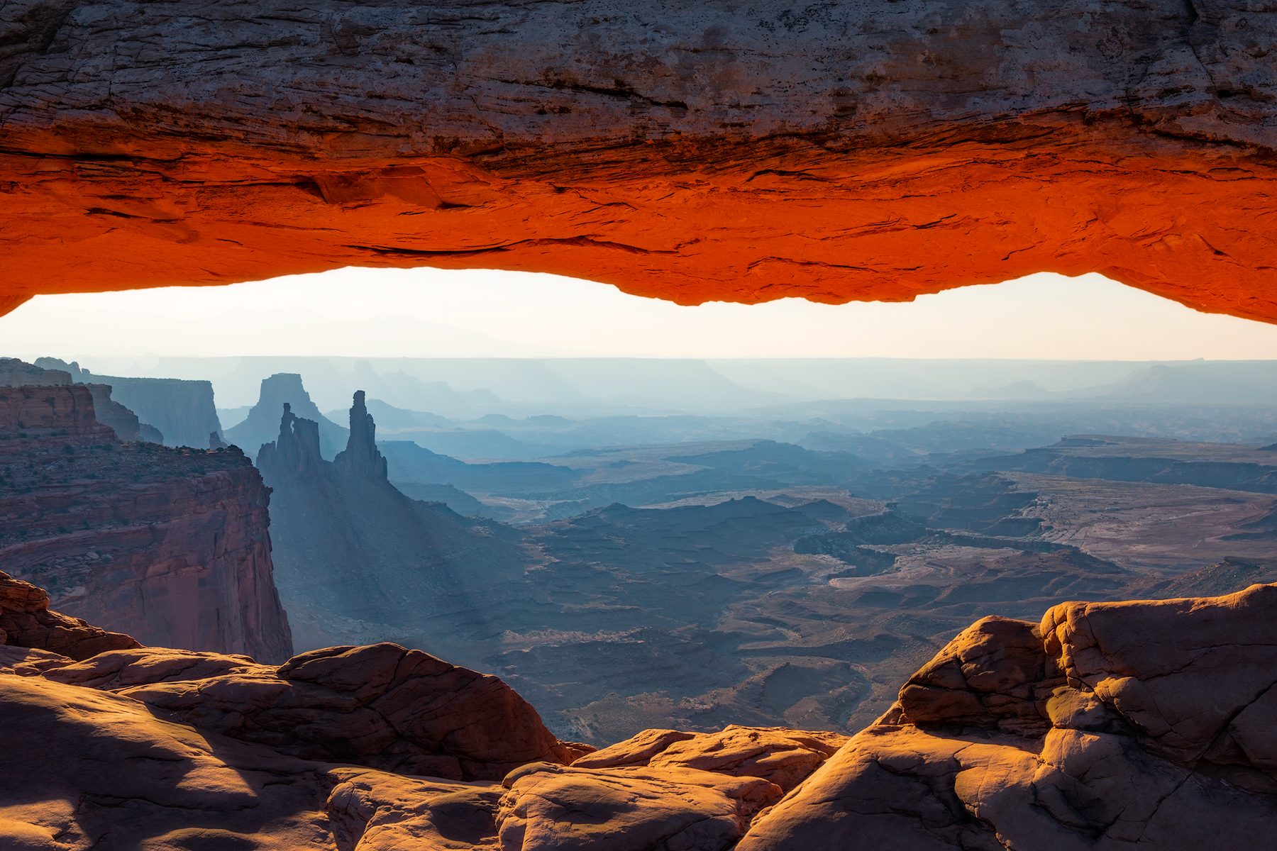 Mesa Arch viewpoint