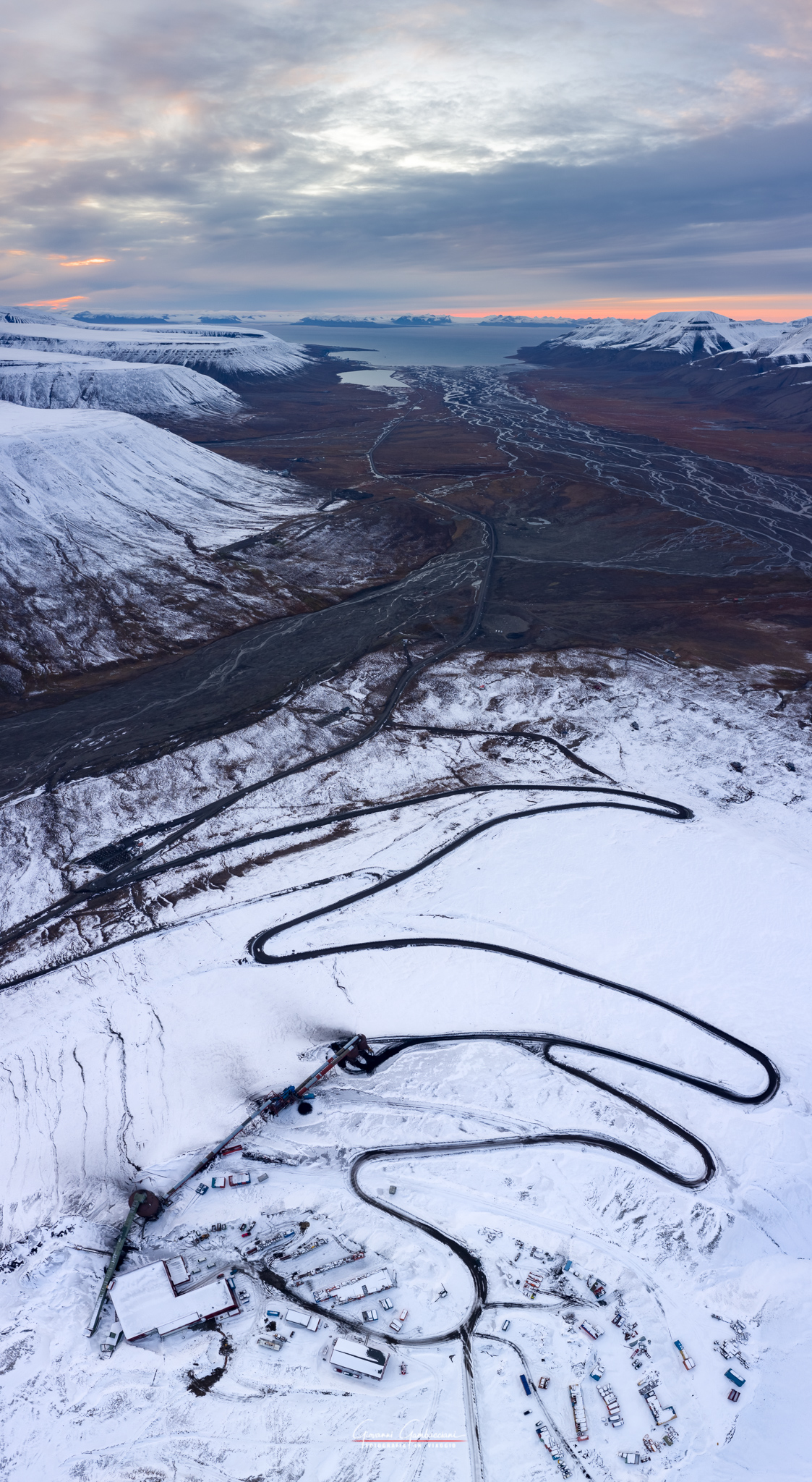 Longyearbyen dal cielo