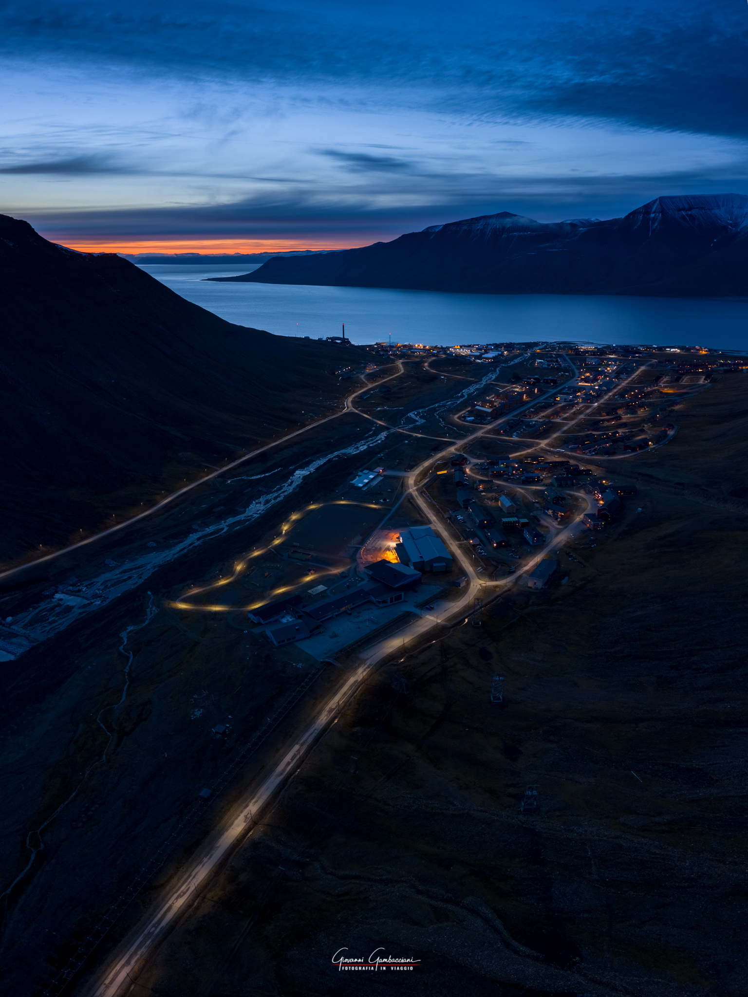 Longyearbyen dal cielo