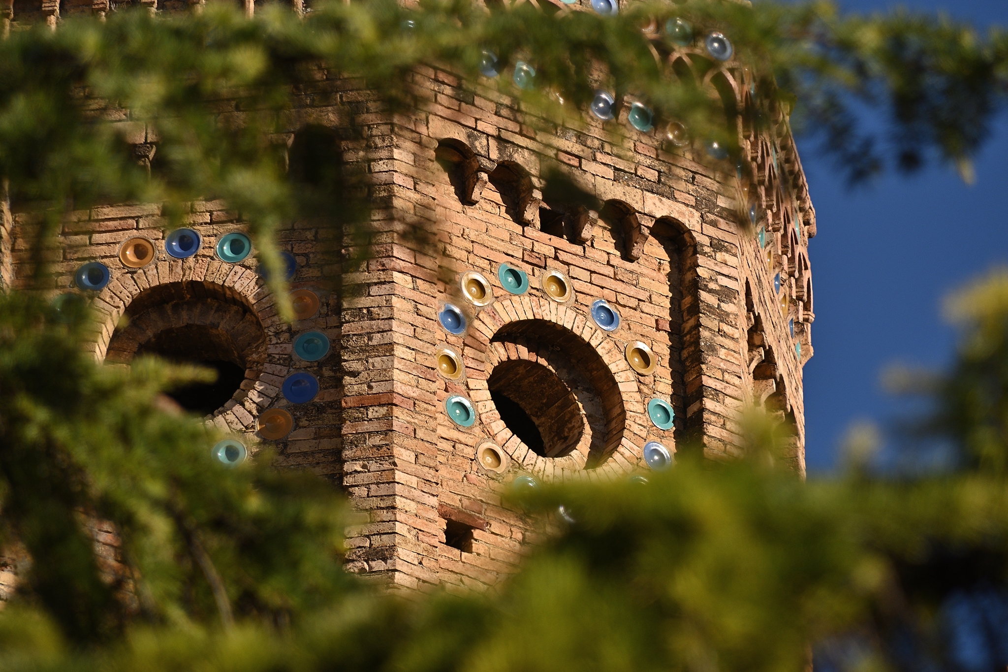 Maioliche sul campanile