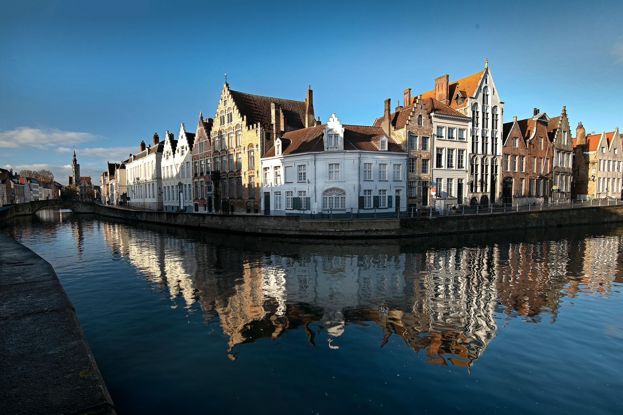 Passeggiando tra i canali