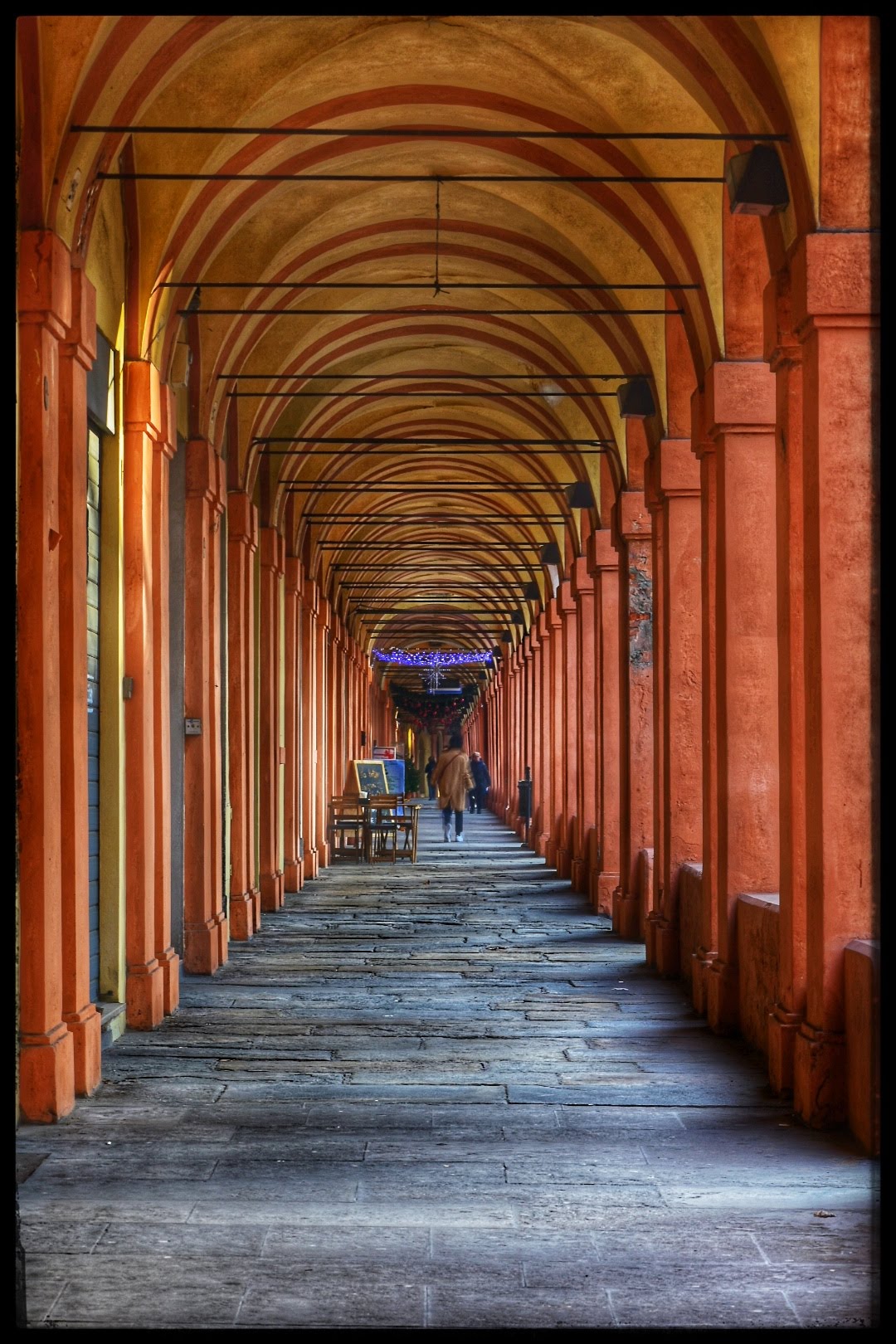 Portici di via Saragozza