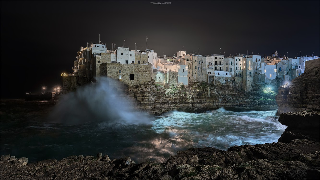 Polignano in tempesta