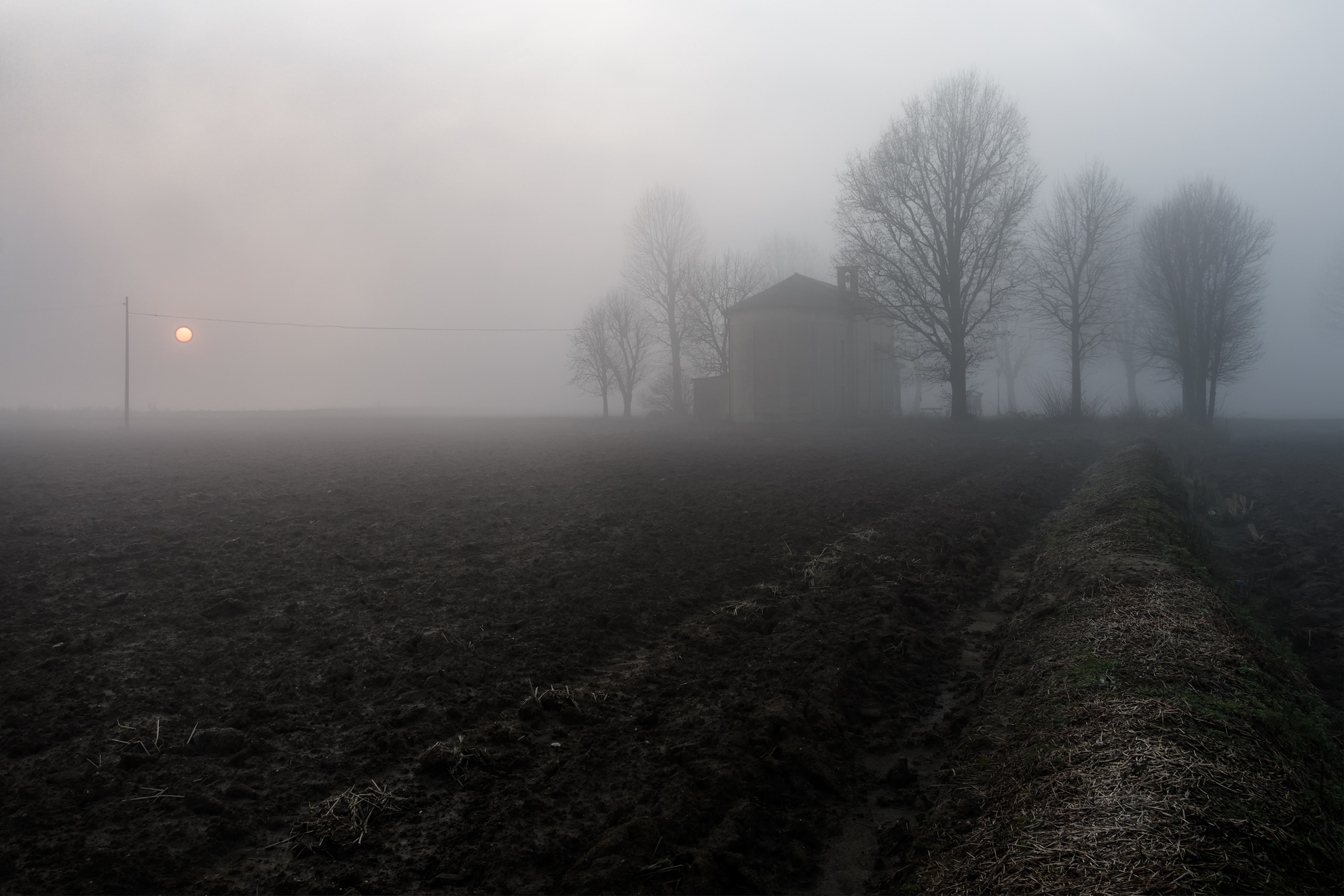 Scende la nebbia sul Santuario Madonna della Colombina