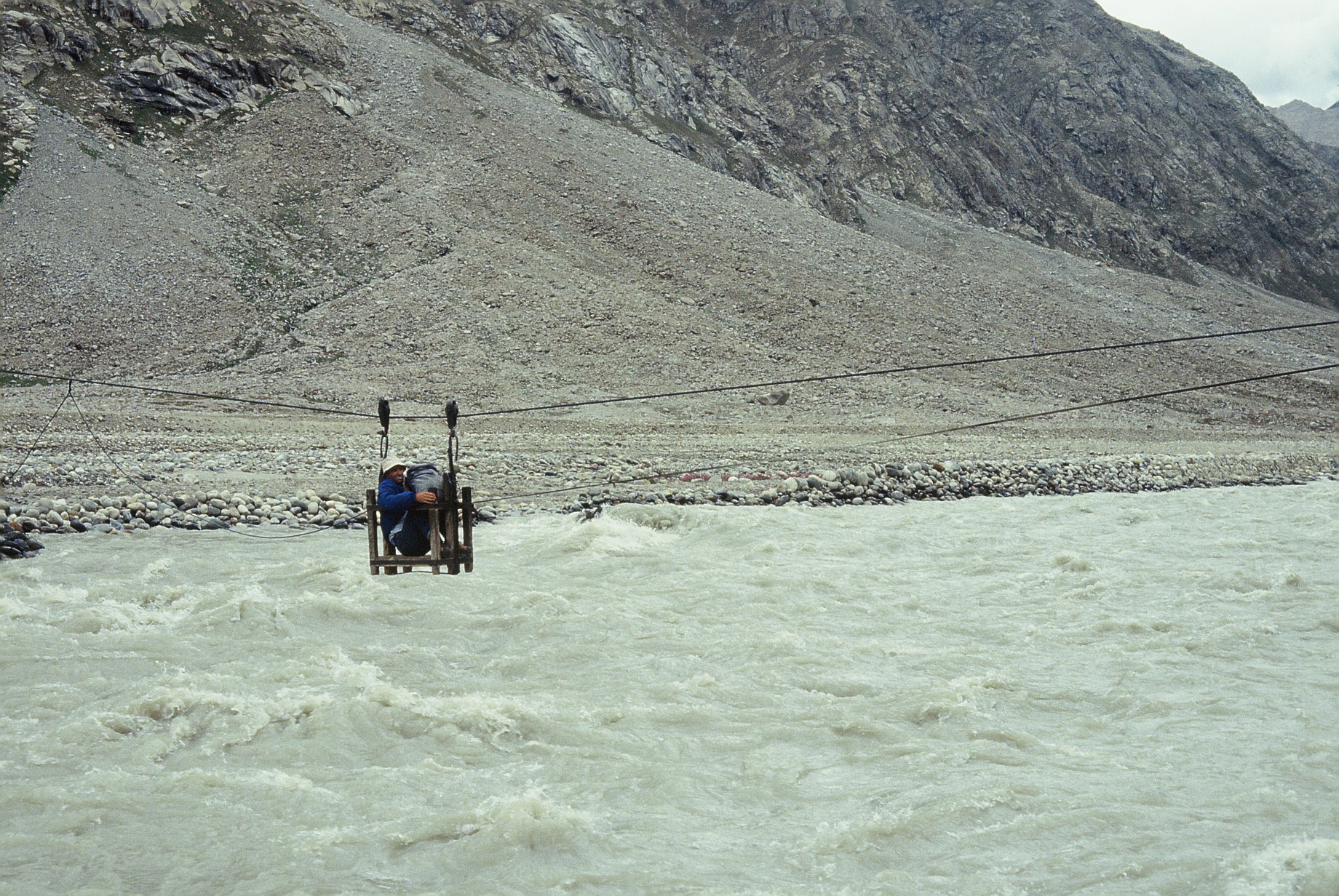 Crossing the Indus in a fruit box
