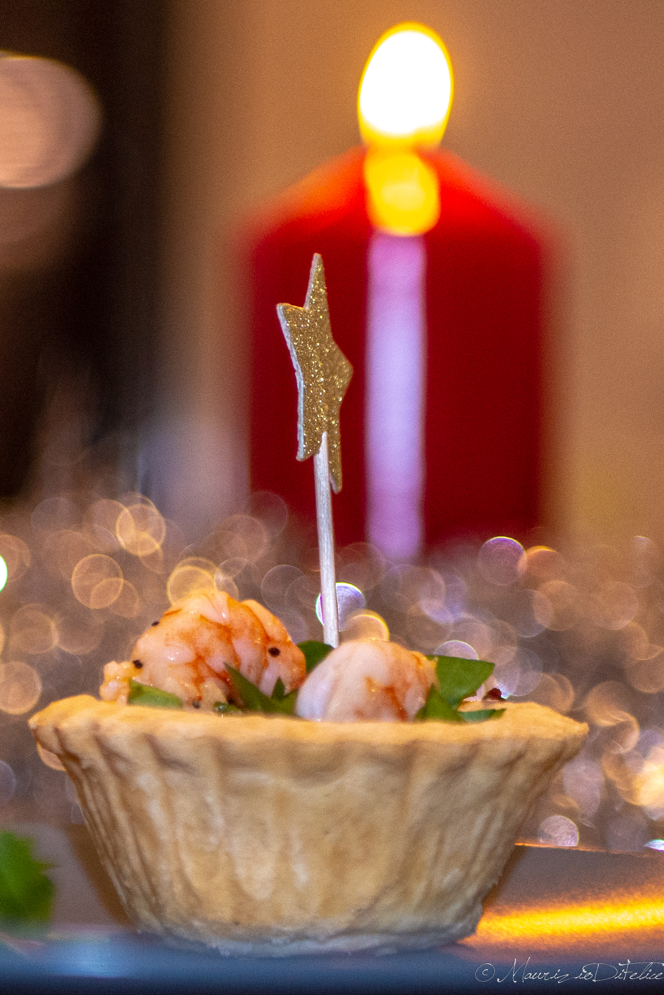 basket of shrimp and rocket