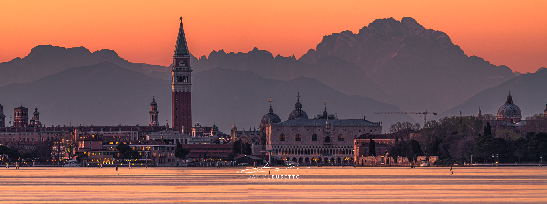 Scoffing. Venice and the Dolomites