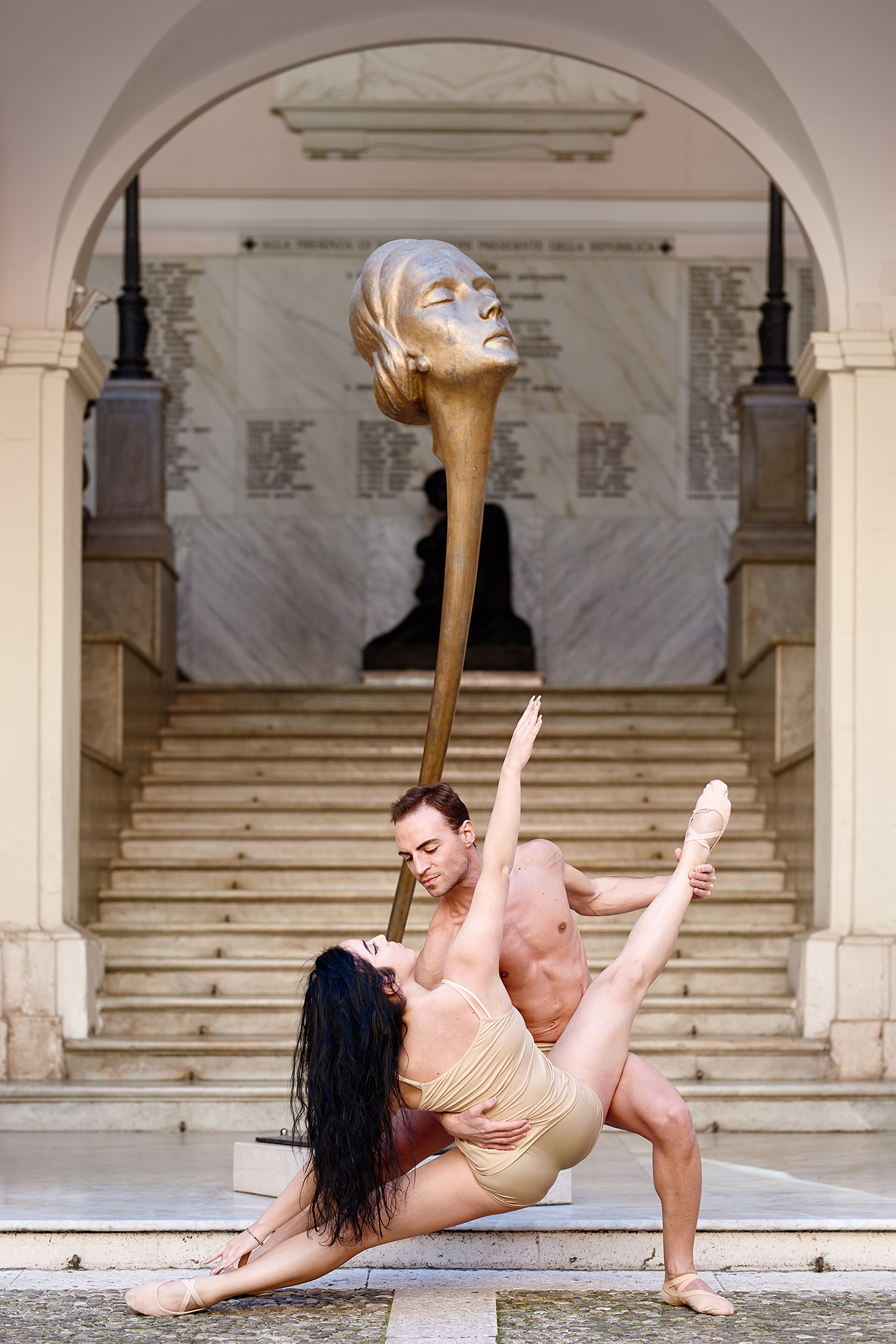 Palace Customs - Courtyard