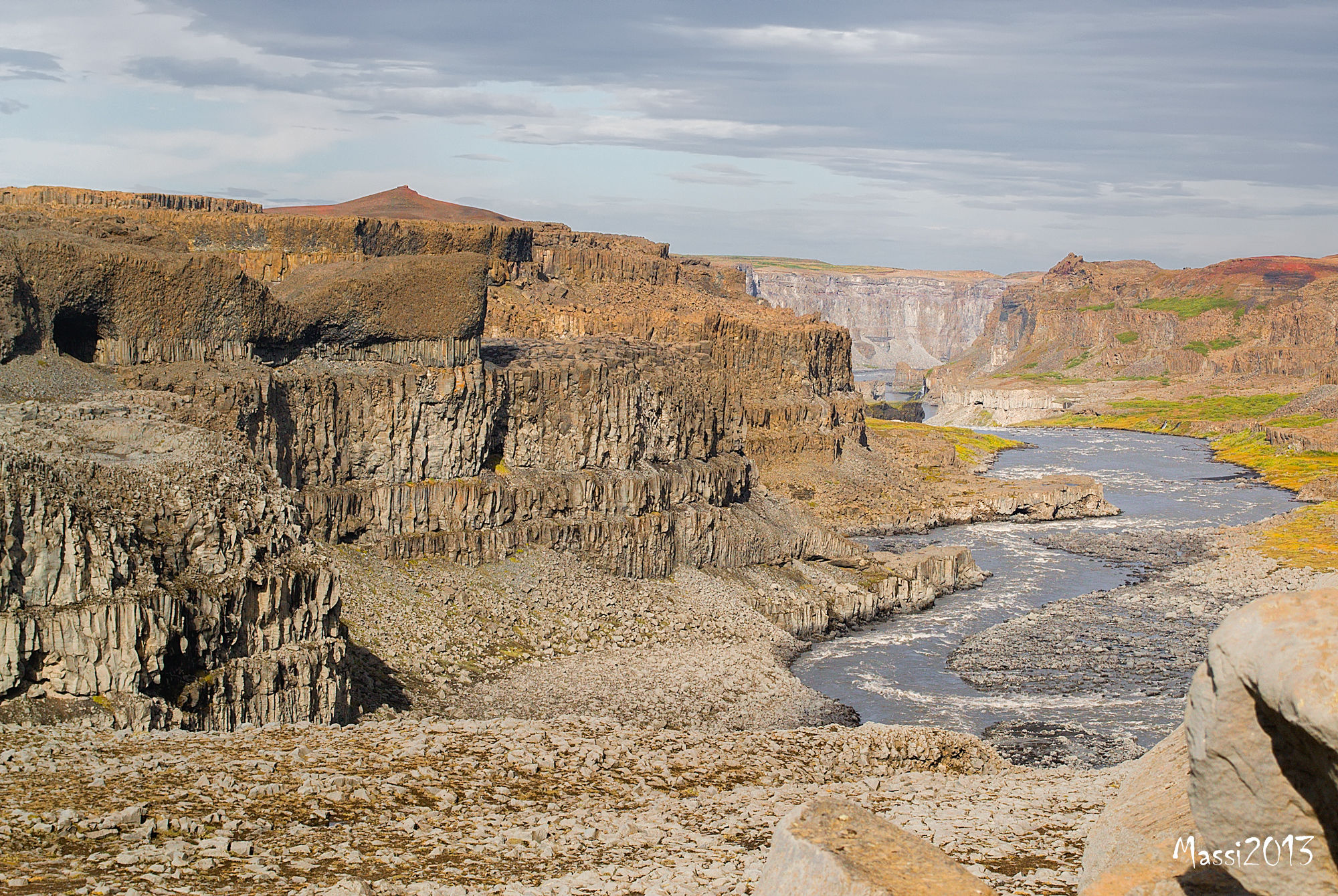 The other side of Dettifoss