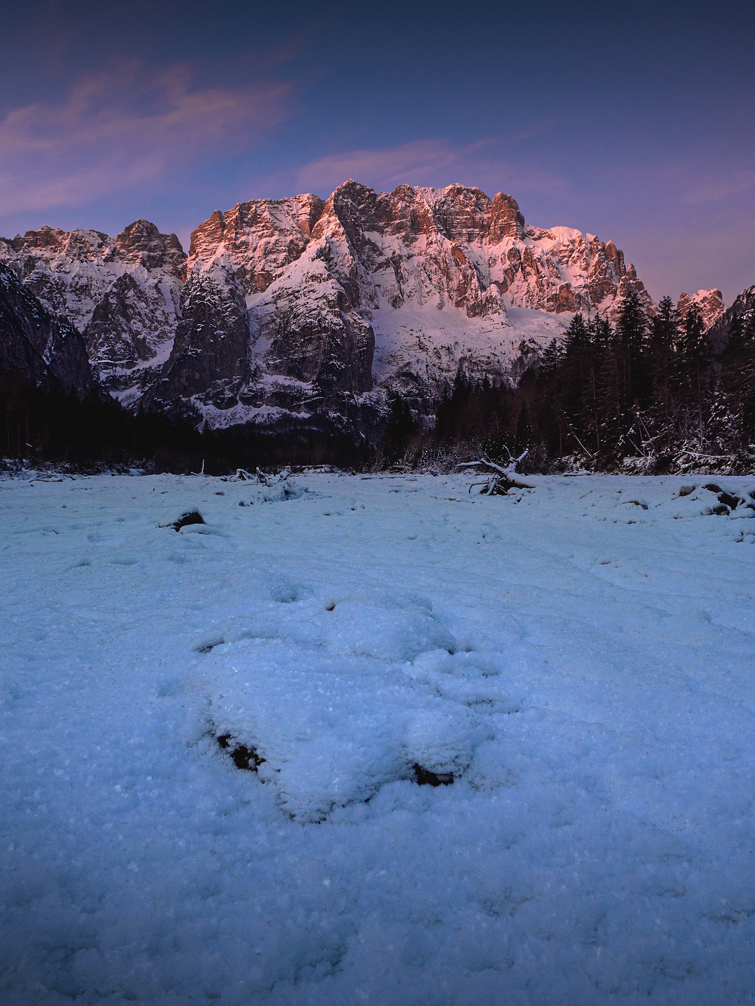 Alba invernale in Val Saisera - Alpi Giulie - Italy