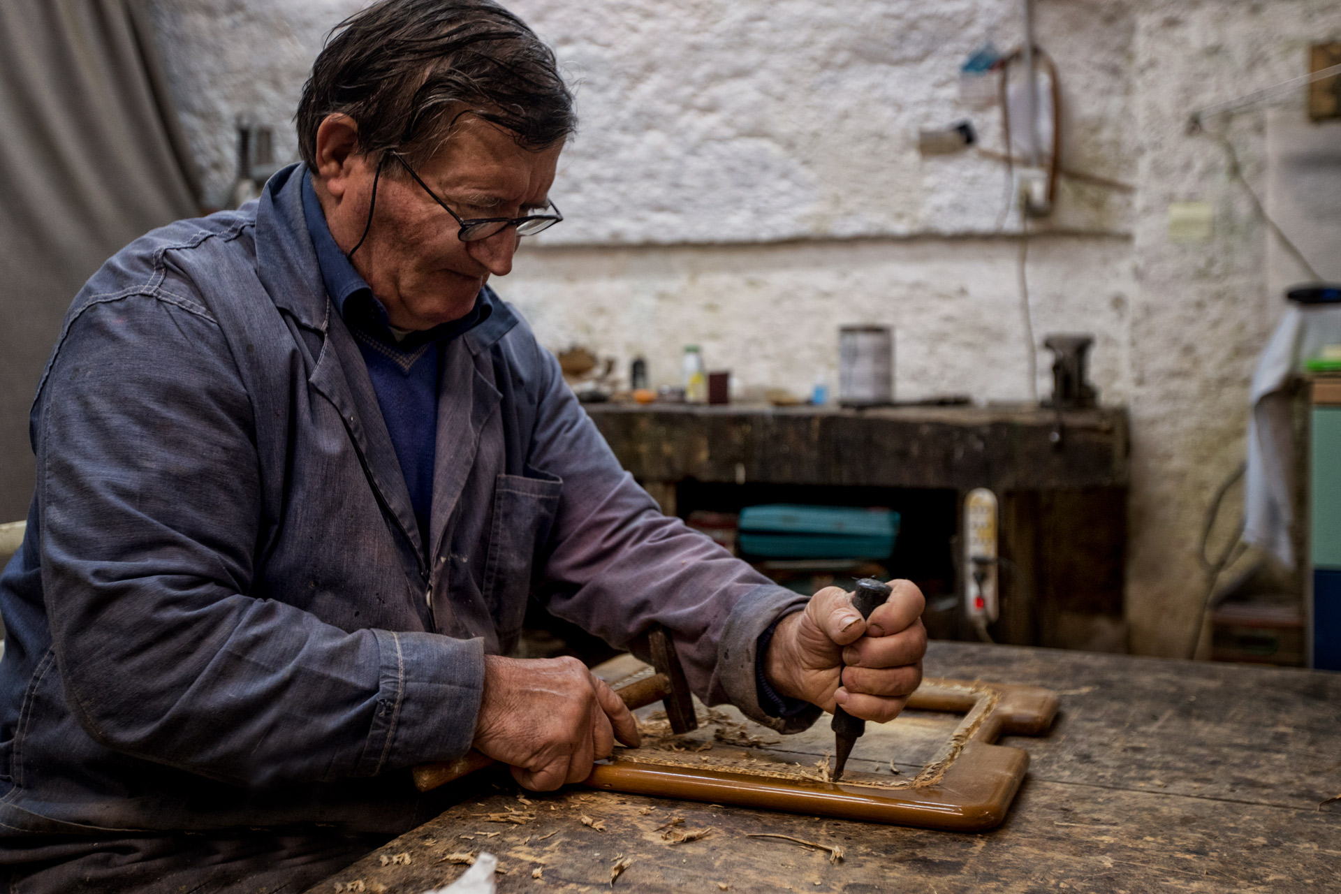 Ancient Crafts - U SEGGIARU (The Chair)