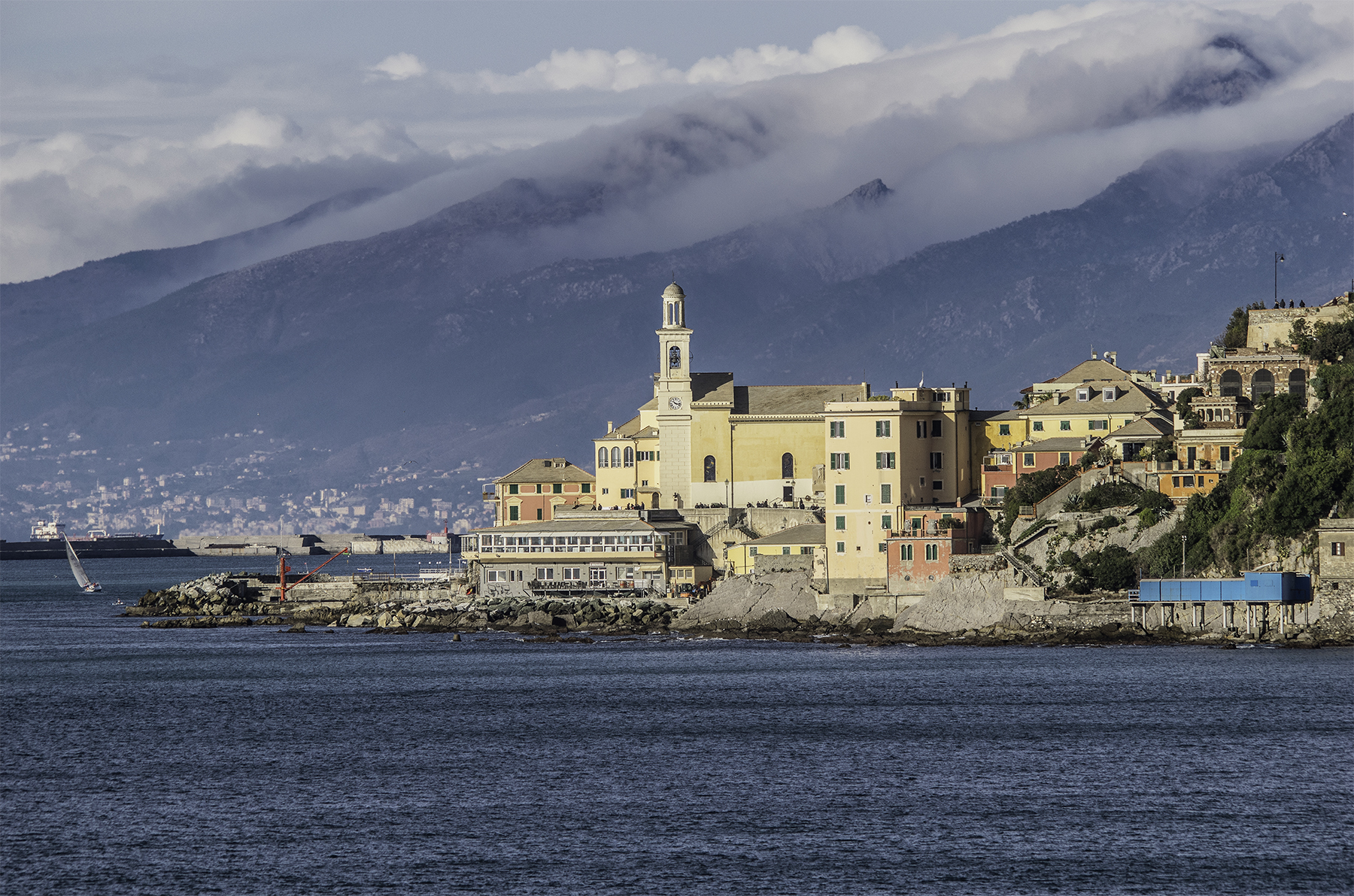 Towards Boccadasse