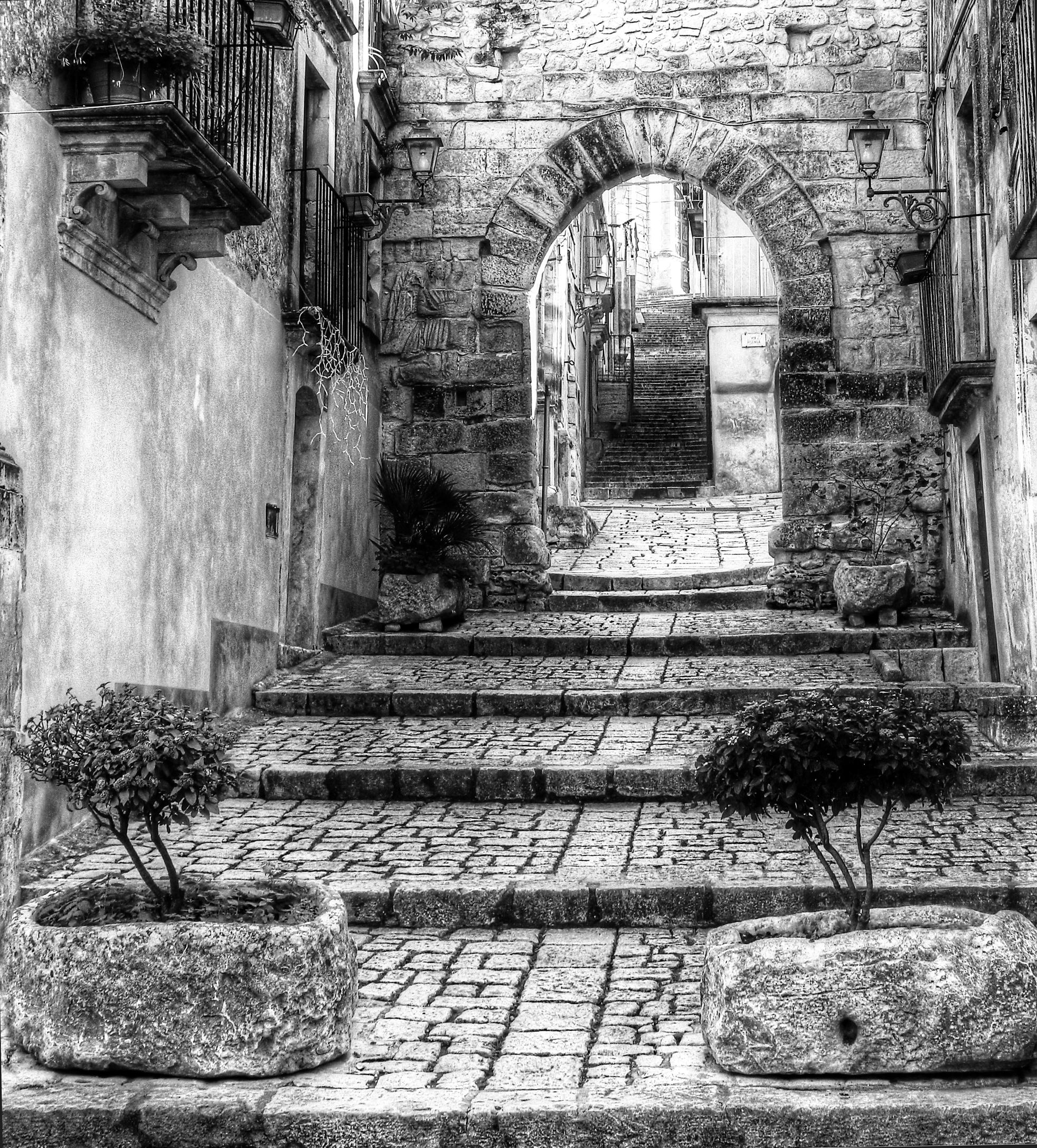 The Arch of the Announcement