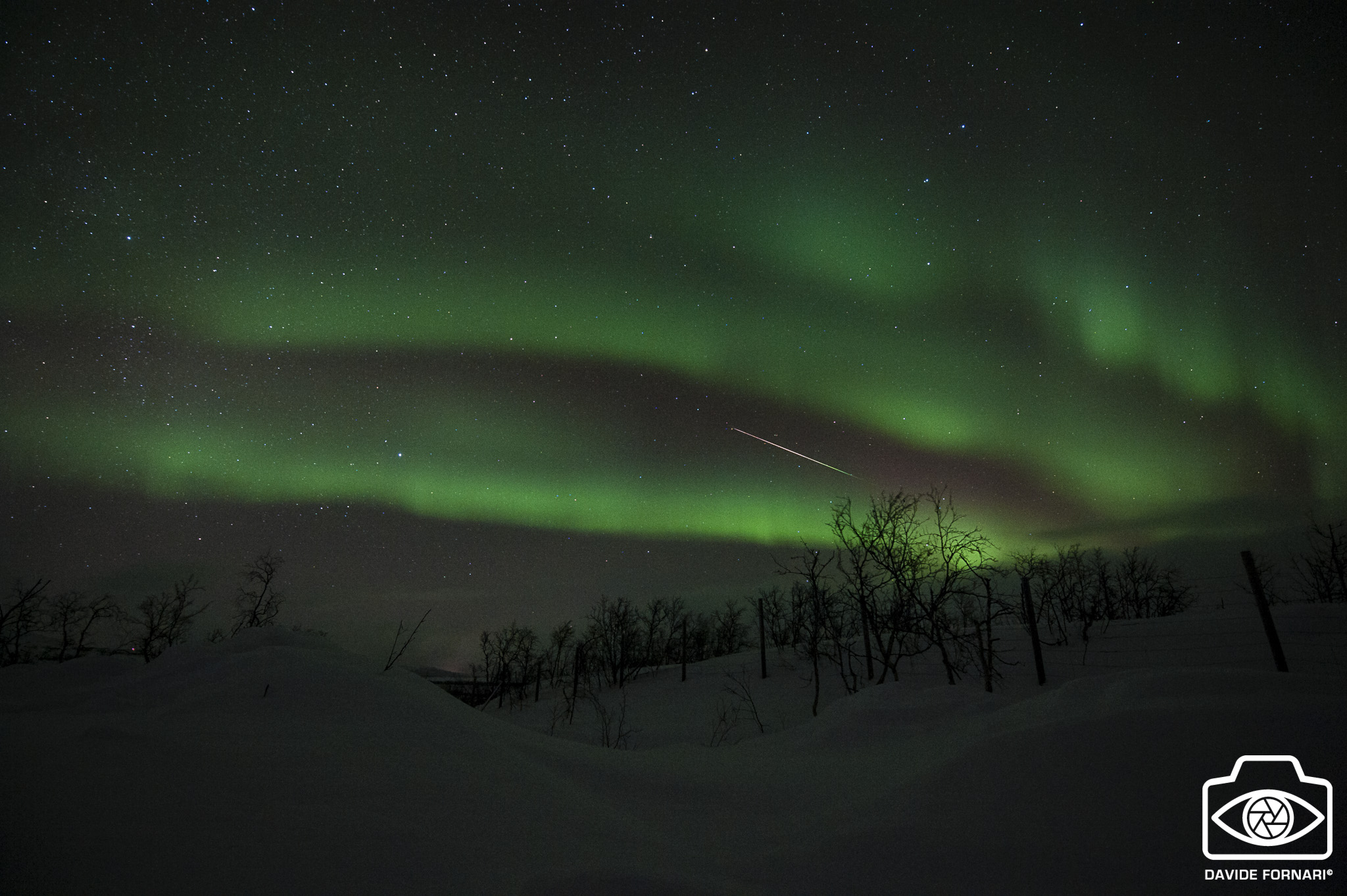 Northern lights with shooting star (22-01-2020)