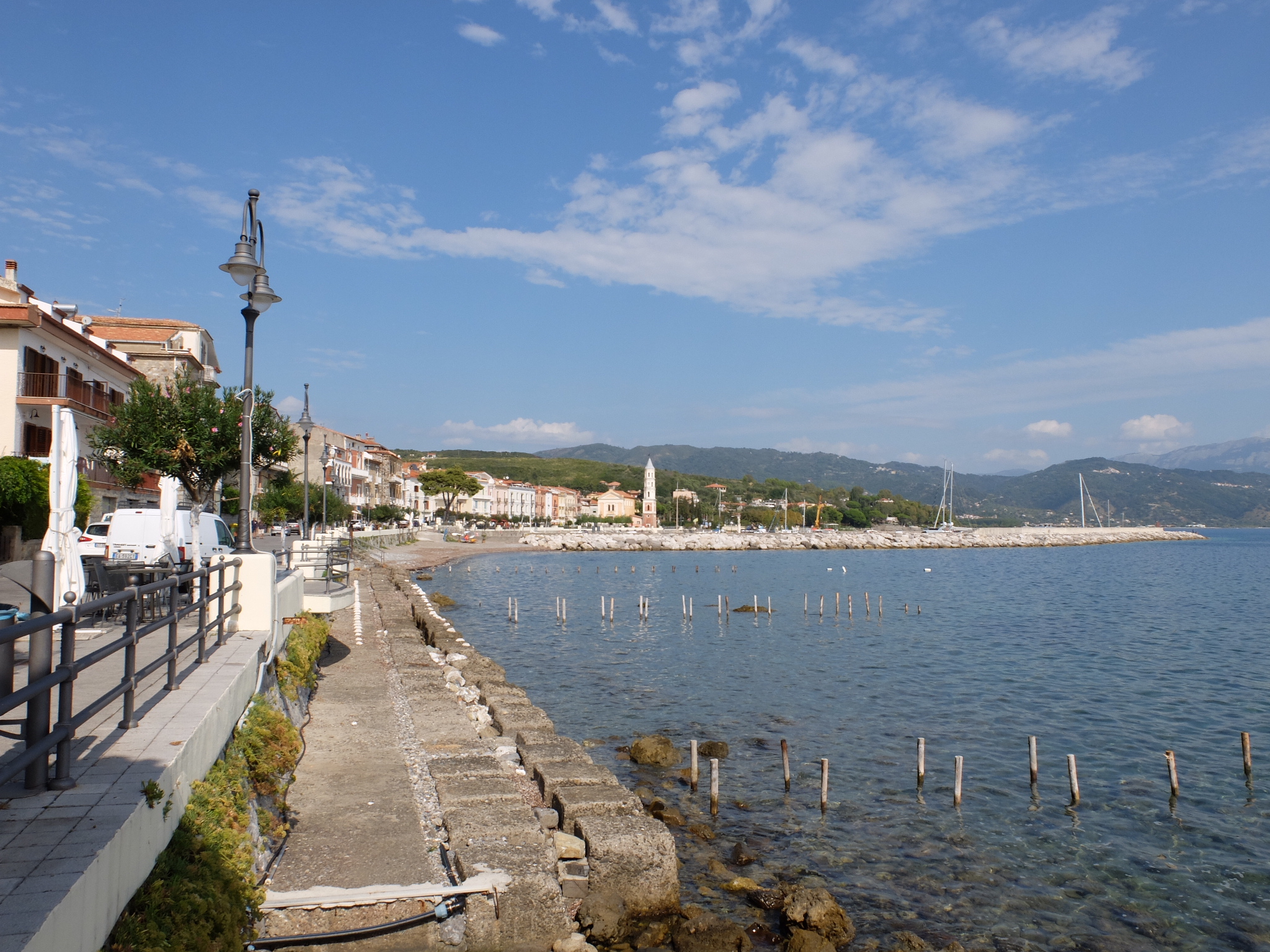 Passeggiata sul porticciolo