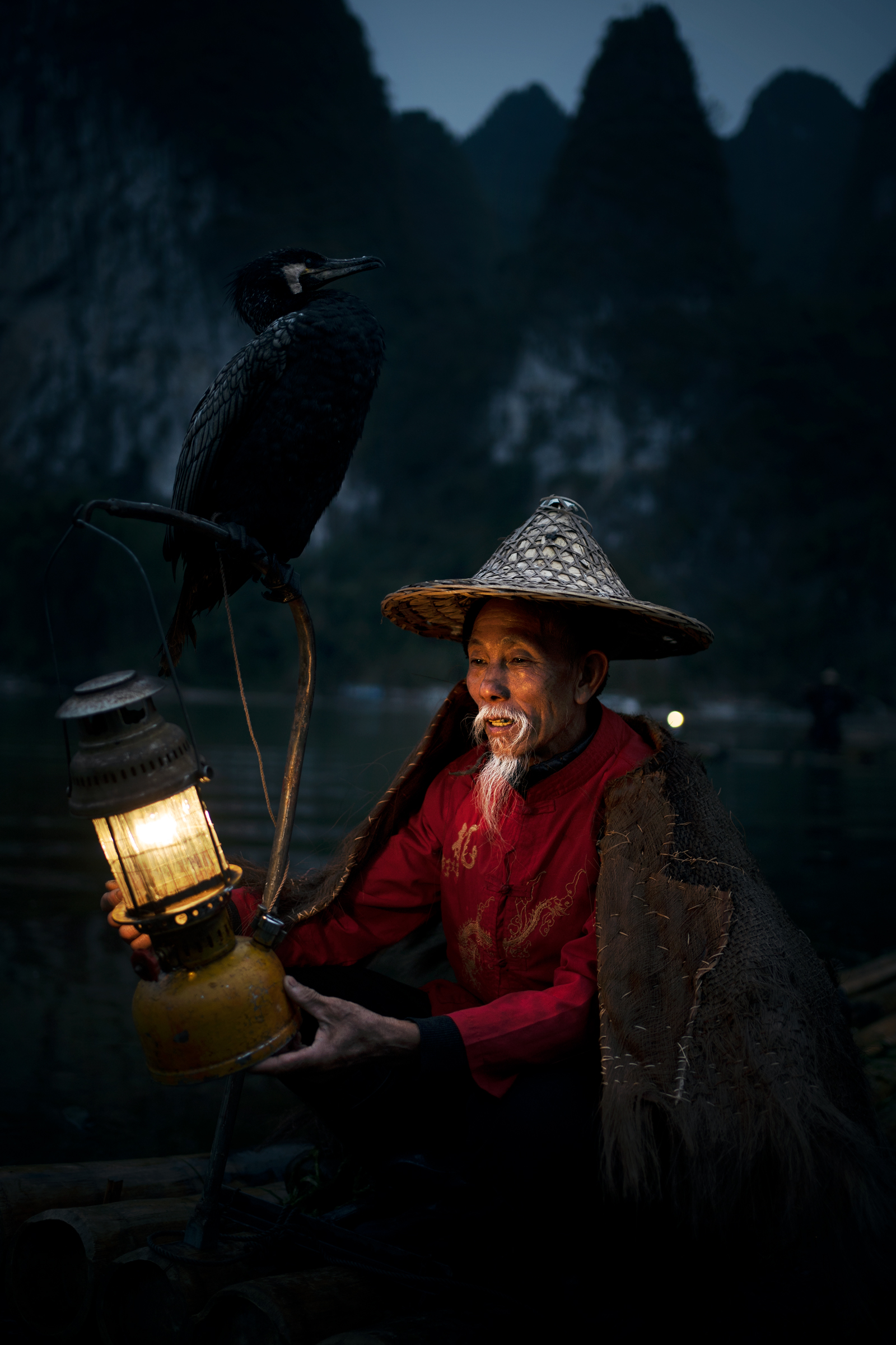 Cina 2020. Pescatore con il cormorano