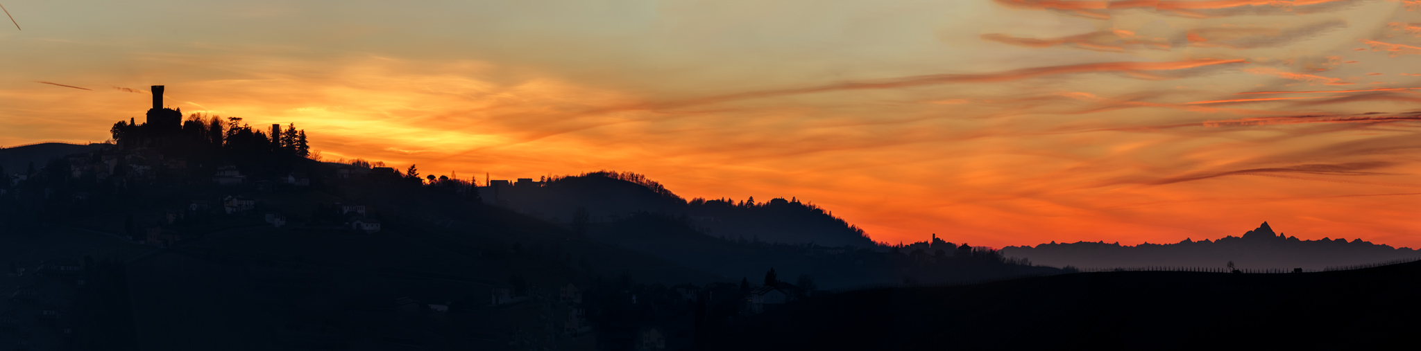 Cigognola, dal castello al Monviso