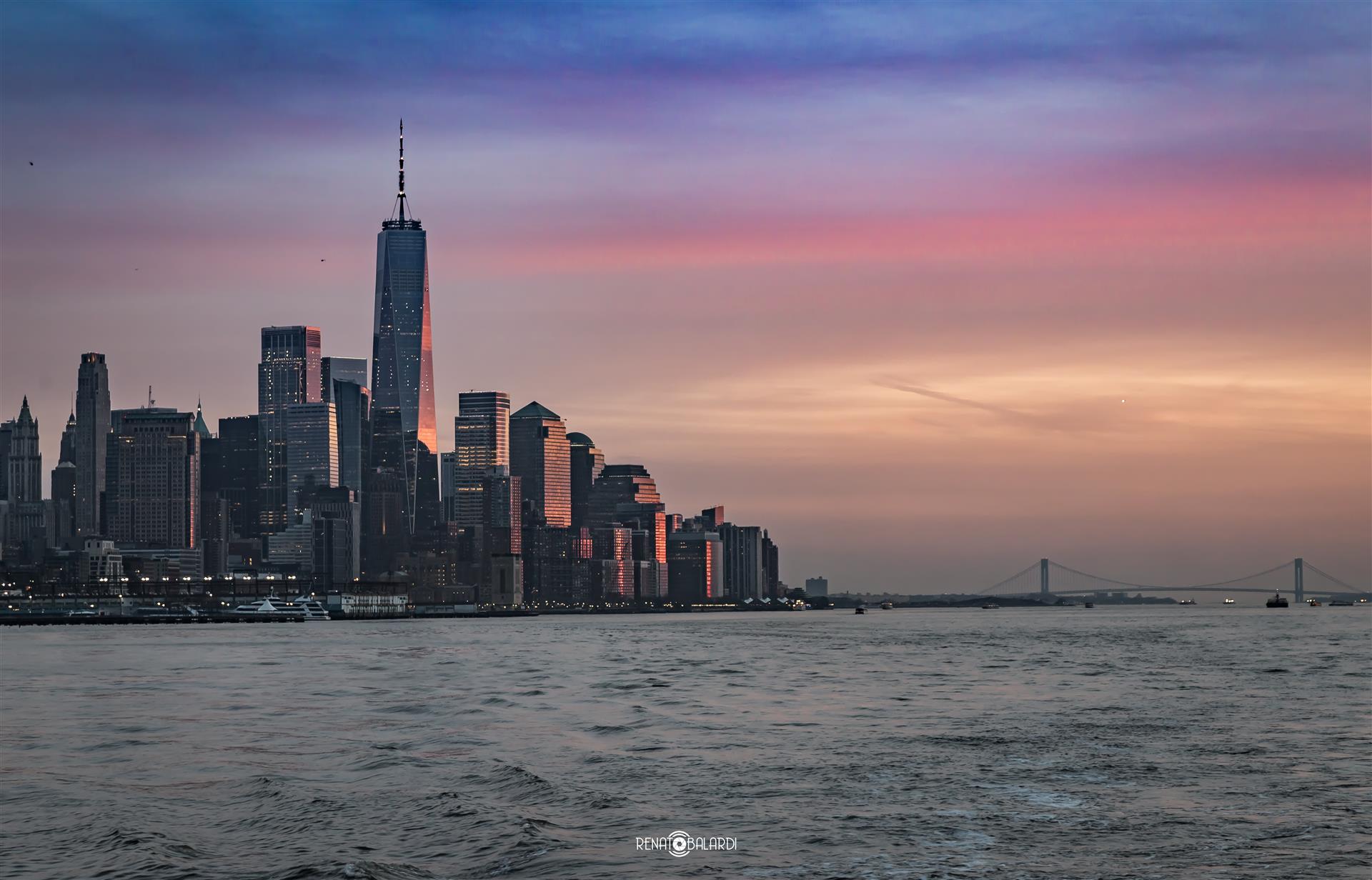 Tramonto su Manhattan downtown