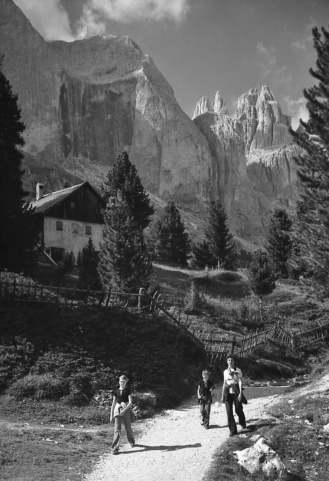 August 1977 in Gardeccia with his family