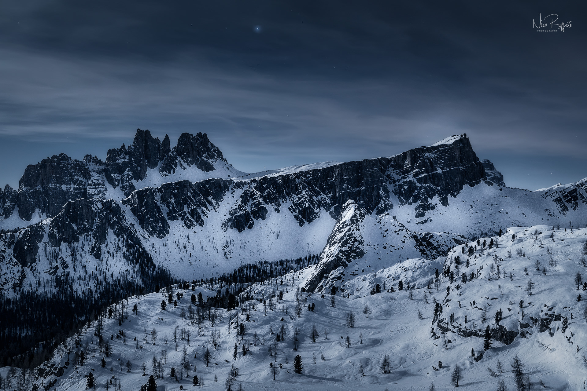 At the chiar of Luna