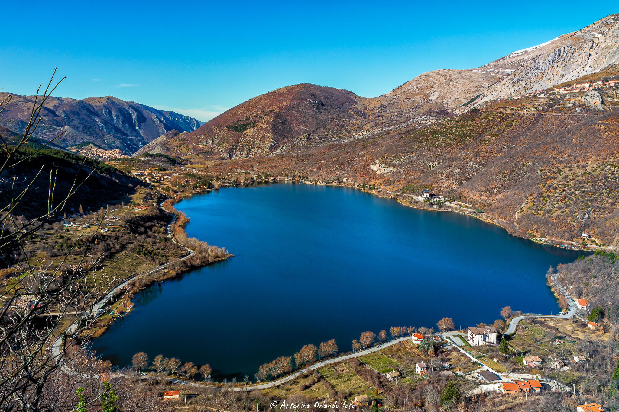 The heart of Abruzzo. Lake Scanno.