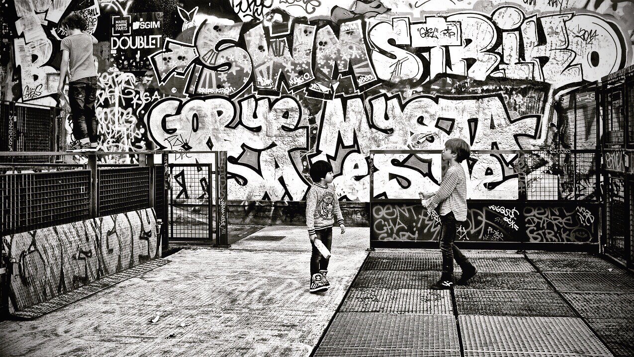 The camouflage of the daring