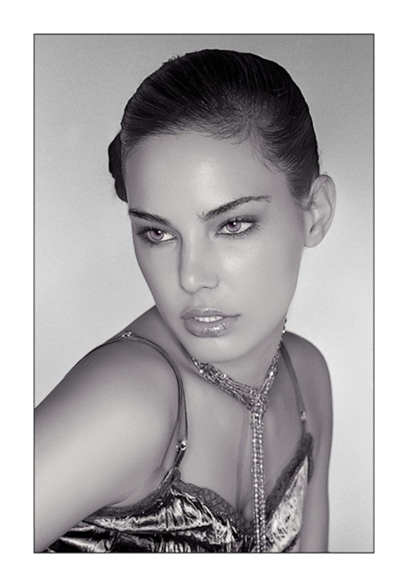 b / w larger version