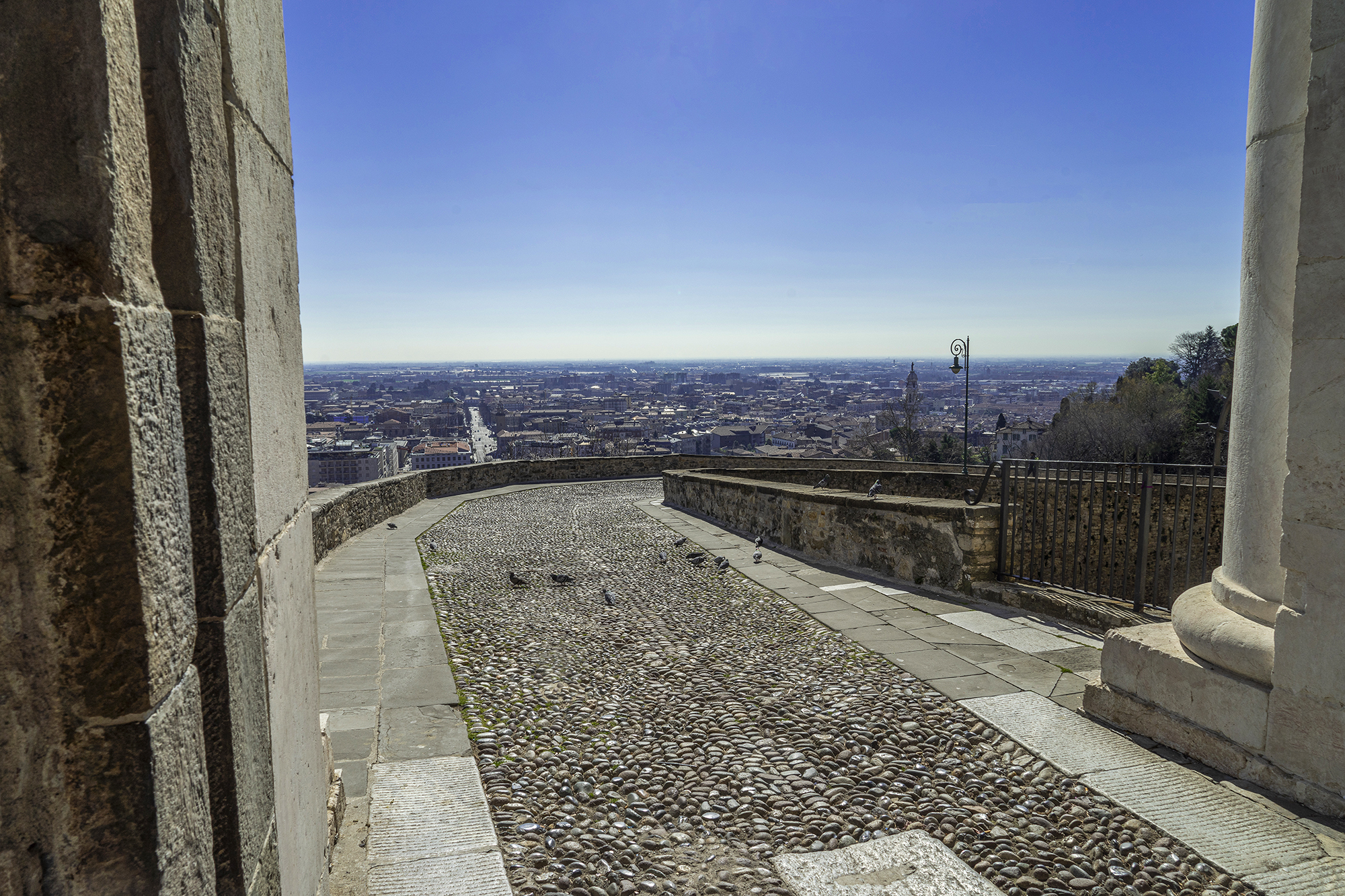 Porta San Giacomo-BG- in piena Pandemia