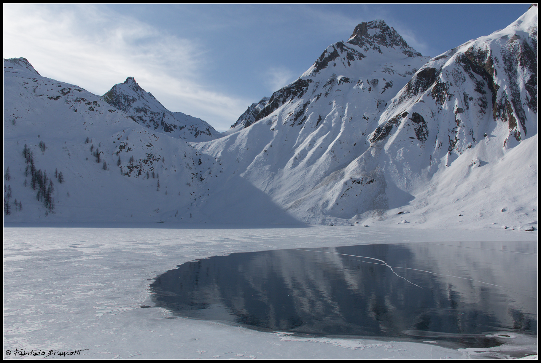 Lago di Morasco invernale