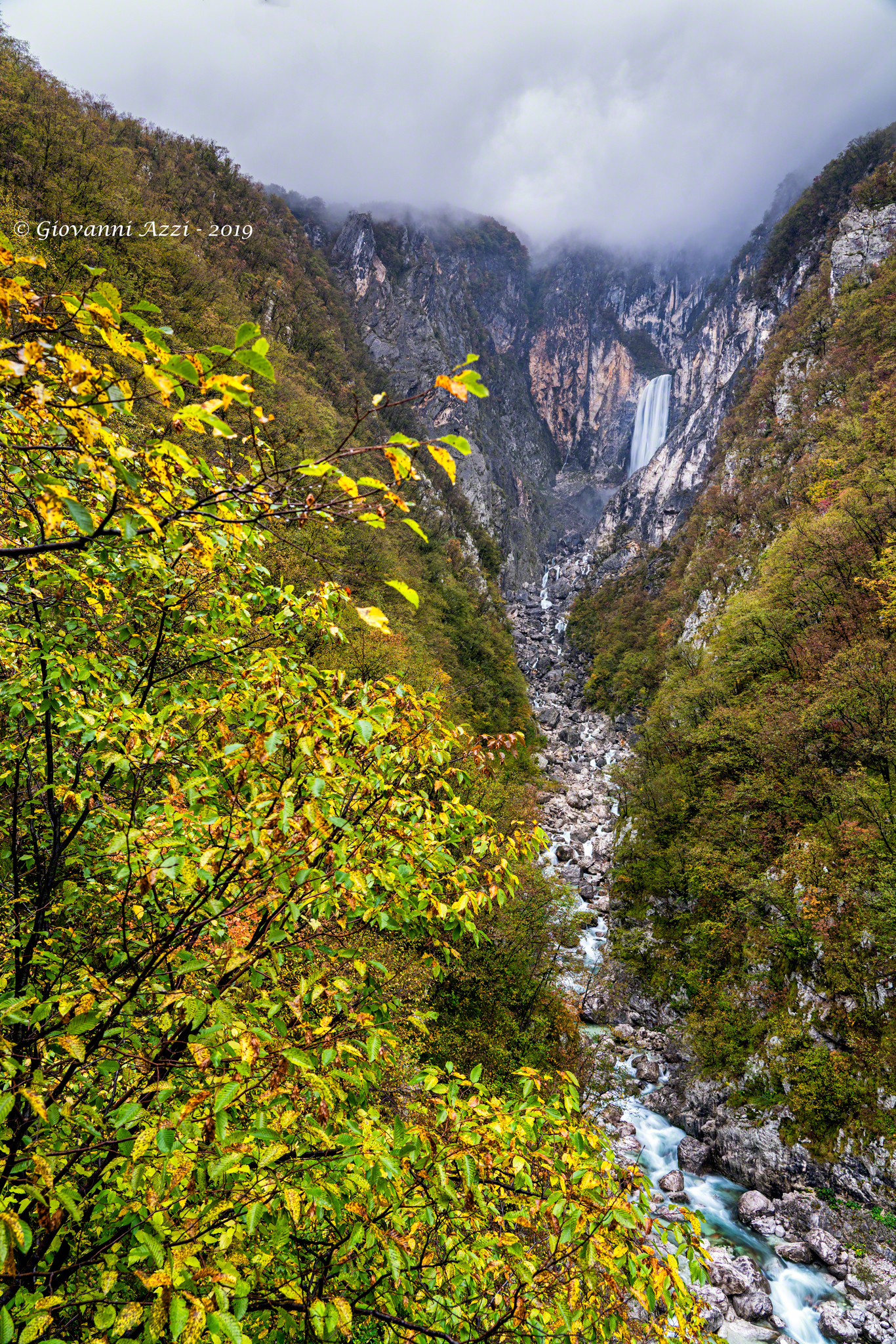Autumn at Boka Waterfall