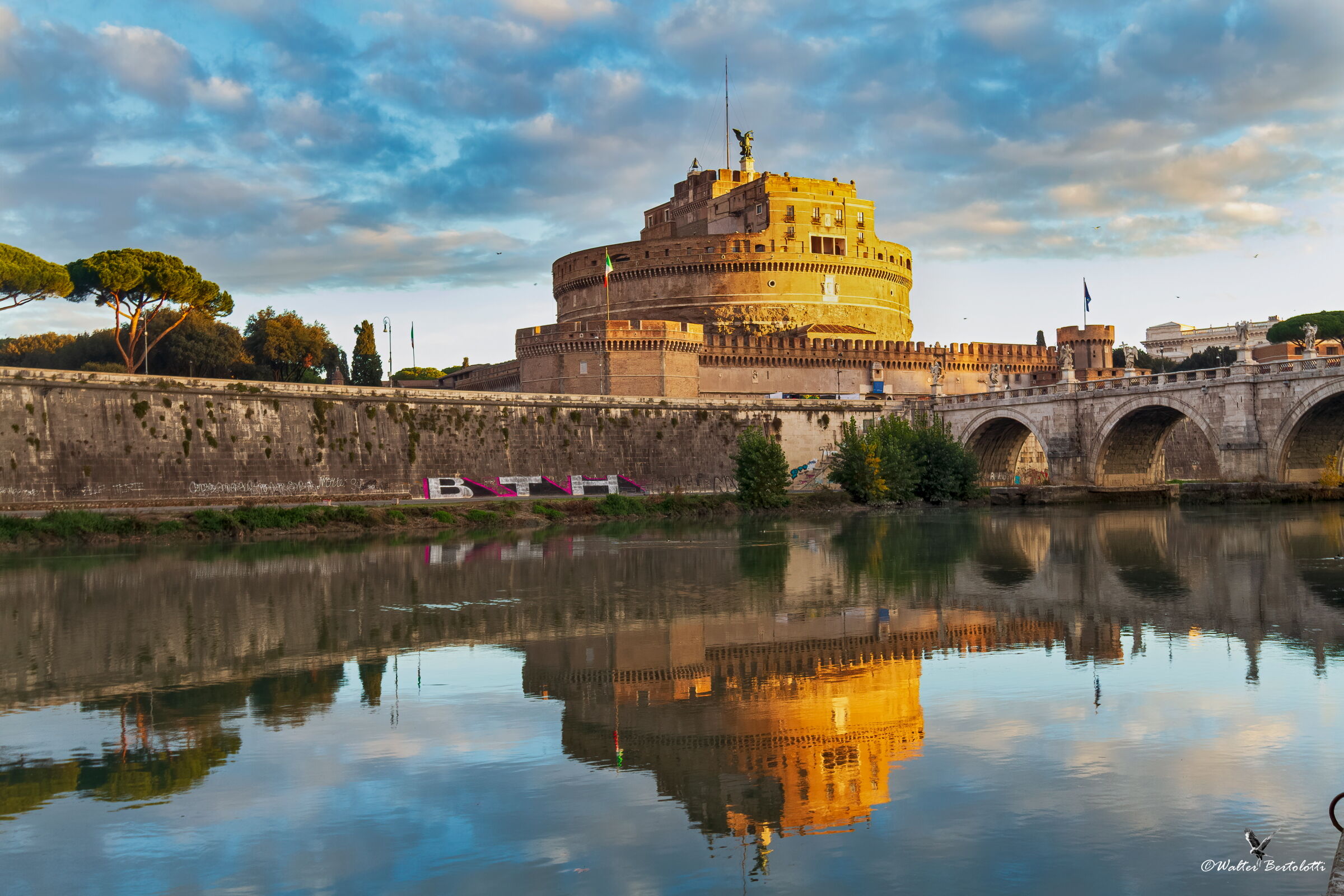 dawn on Castel Sant'Angelo
