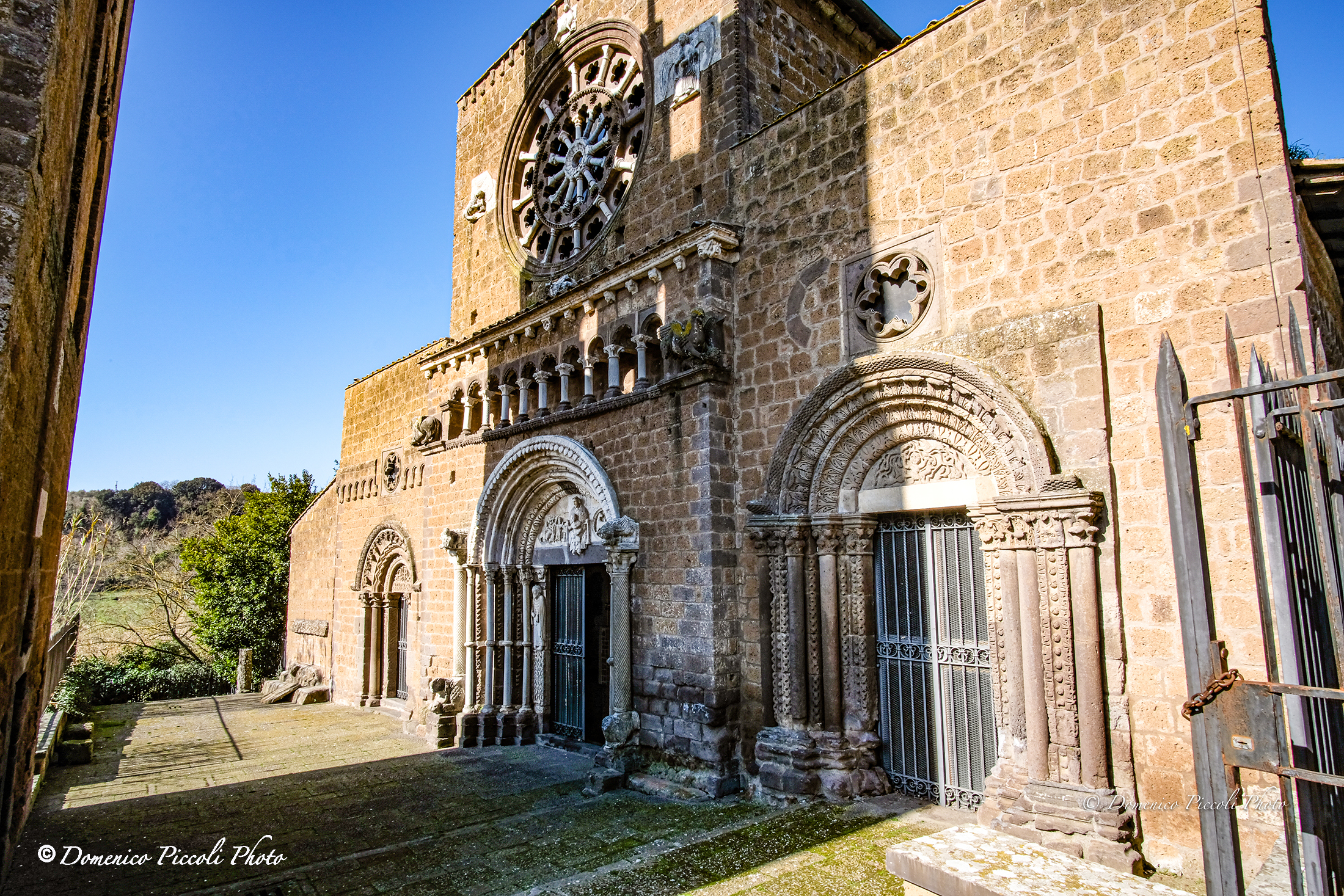 Tuscania Chiesa di S.Maria Maggiore-esterni