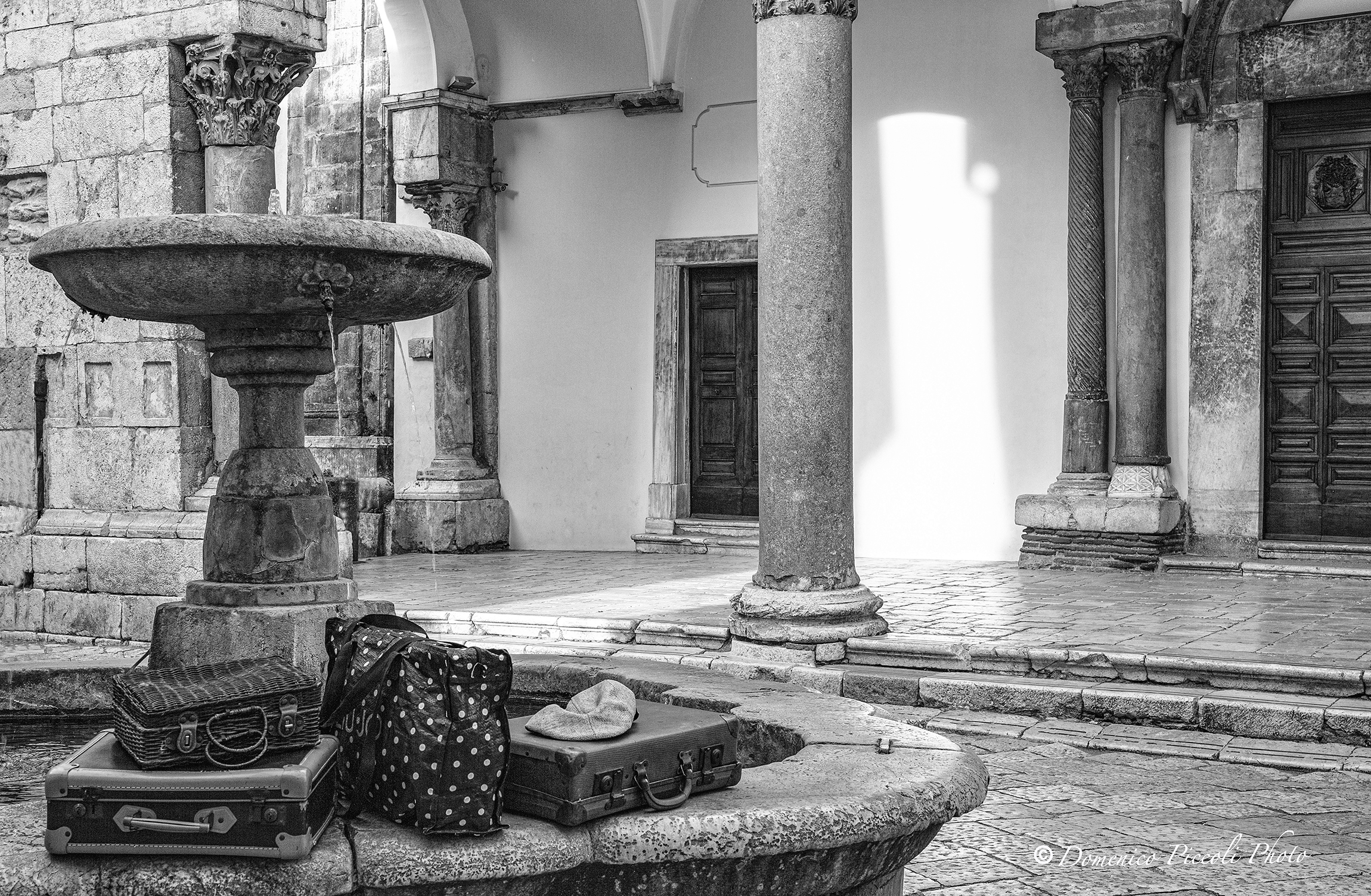 S.Agata de' Goti-fontana del Duomo