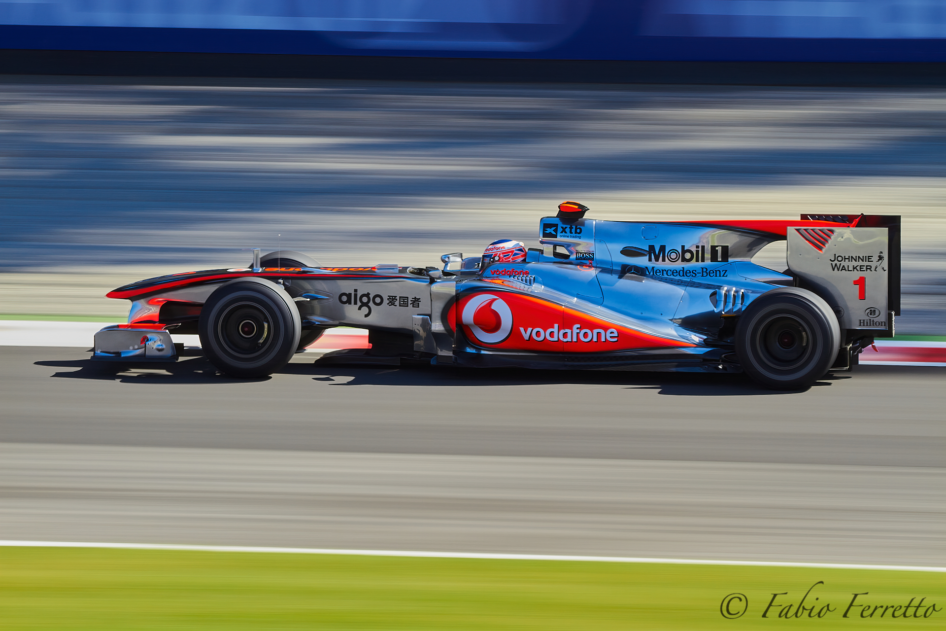 Jenson Button in Panning