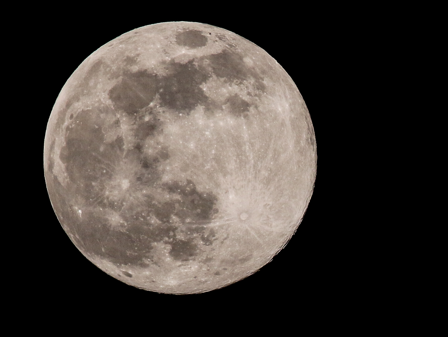 SuperLuna Aprile 2020