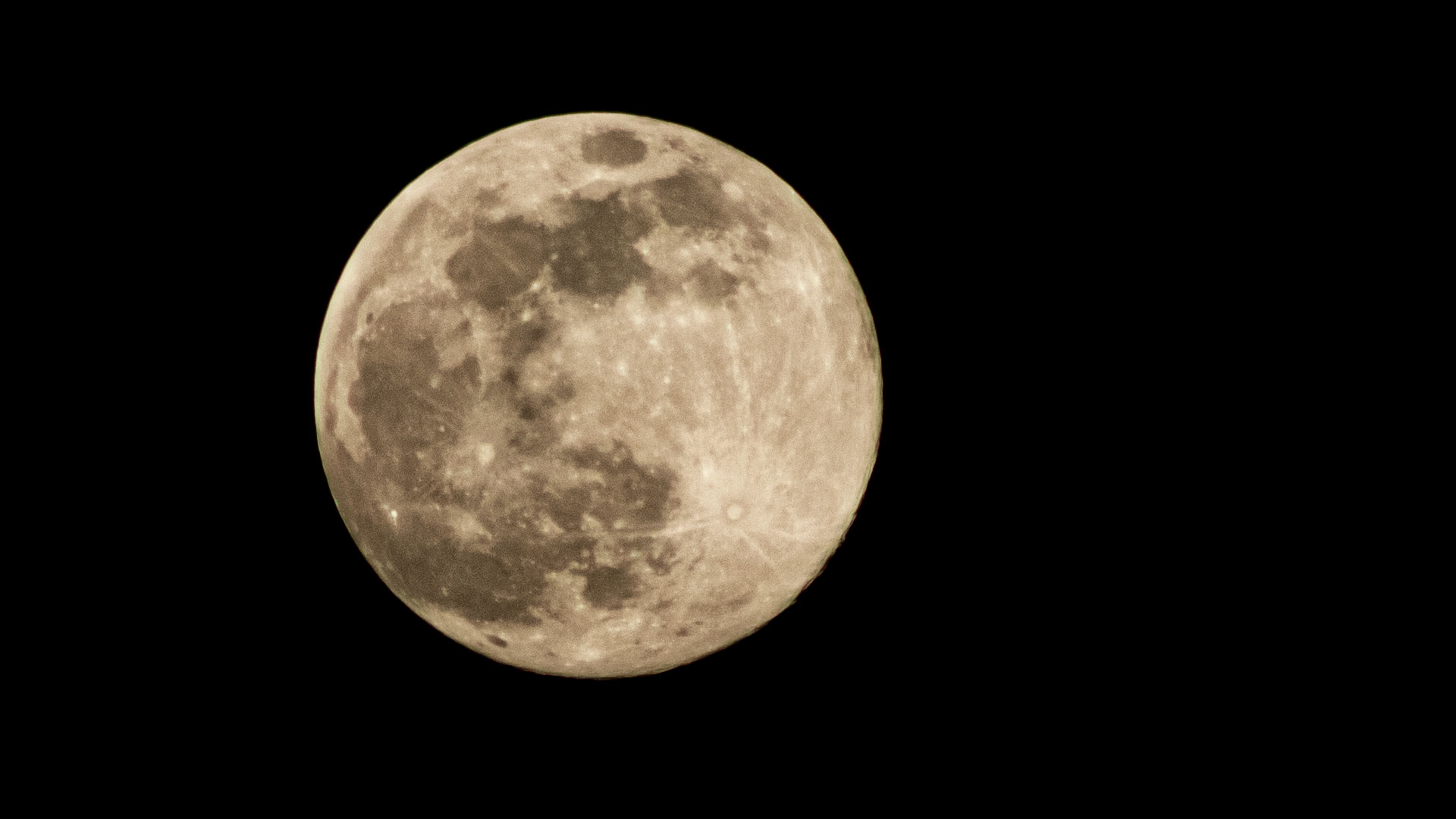 SuperLuna 07-04-2020