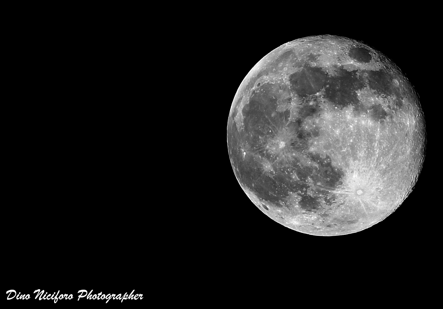 Full Moon BW